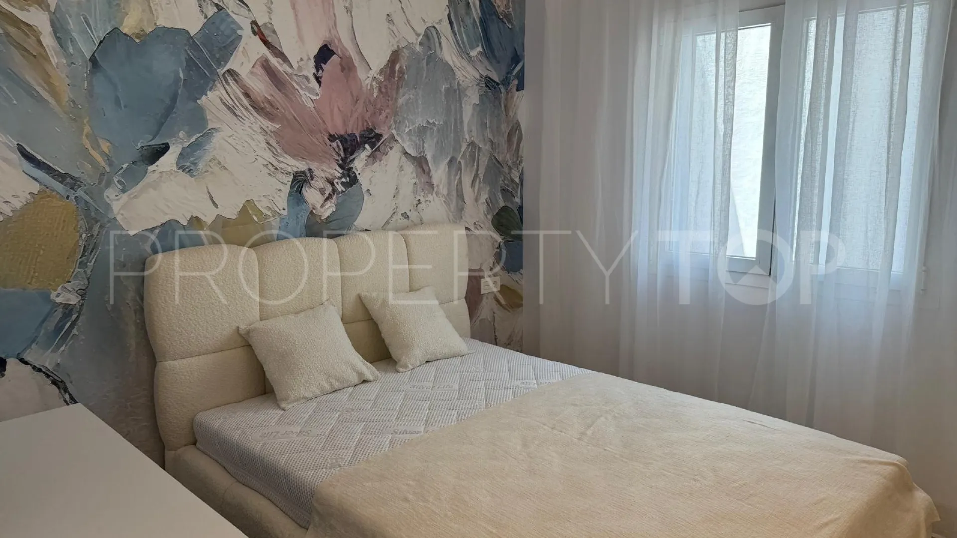 Apartment for sale in Paraiso Pueblo with 3 bedrooms