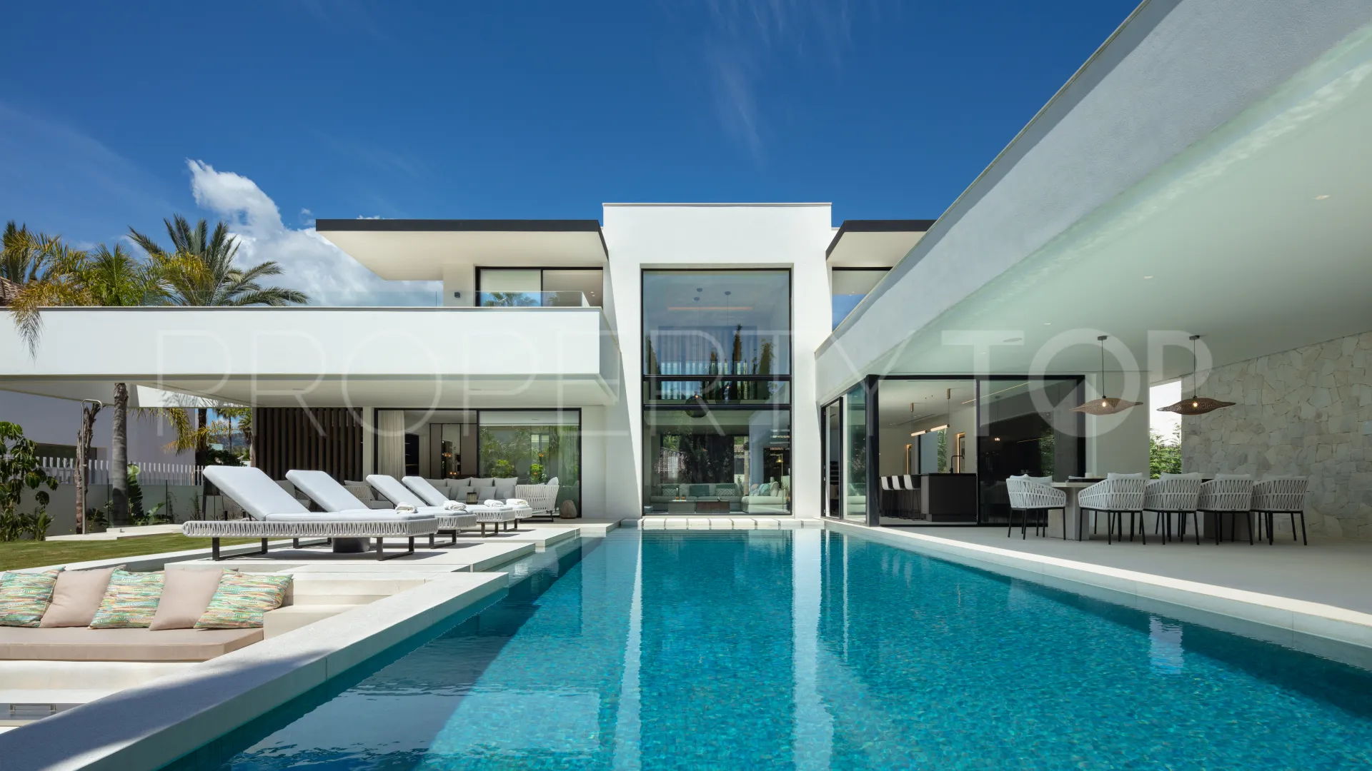 Villa en venta en Las Brisas