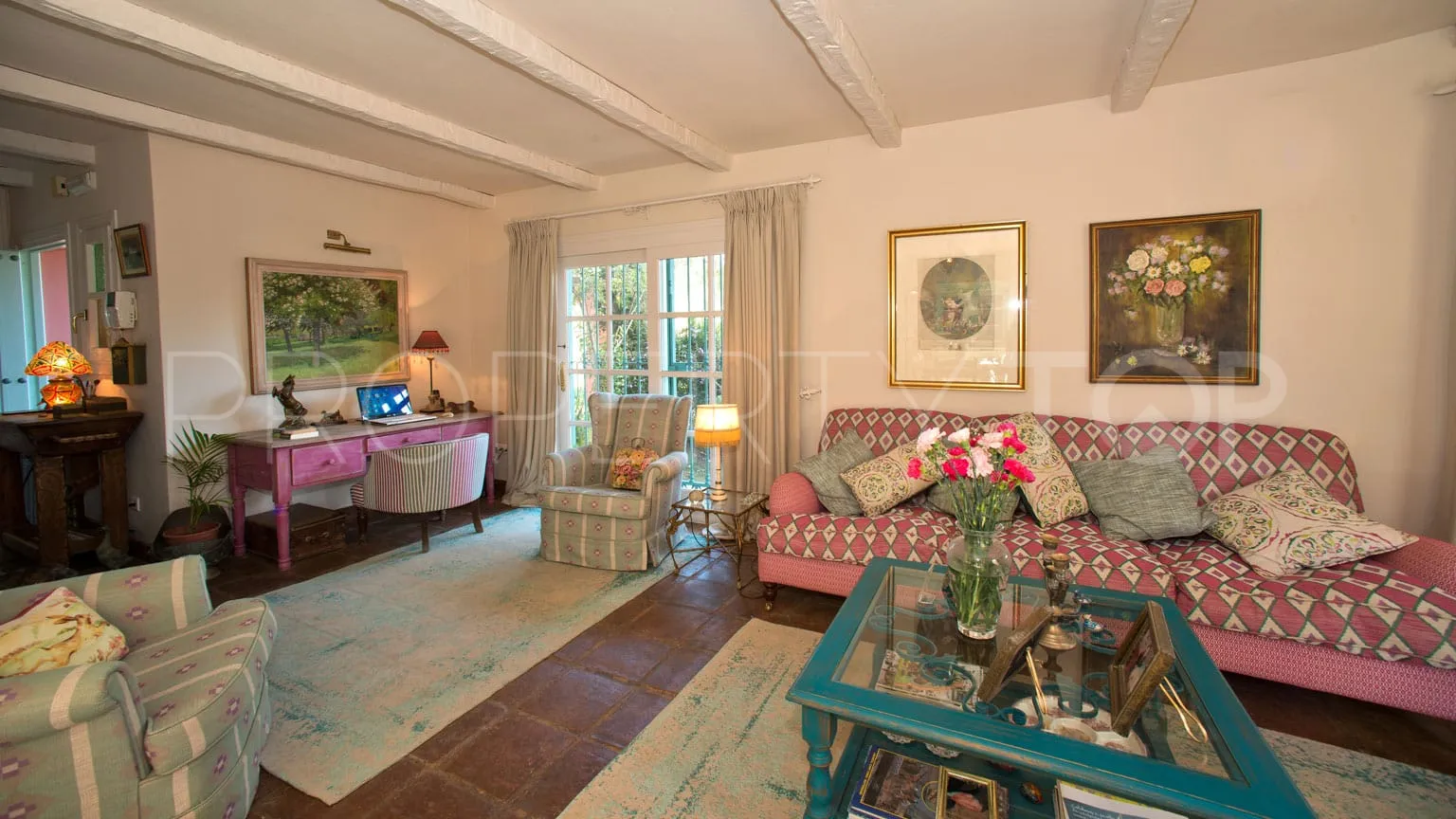 Estepona, casa de campo a la venta