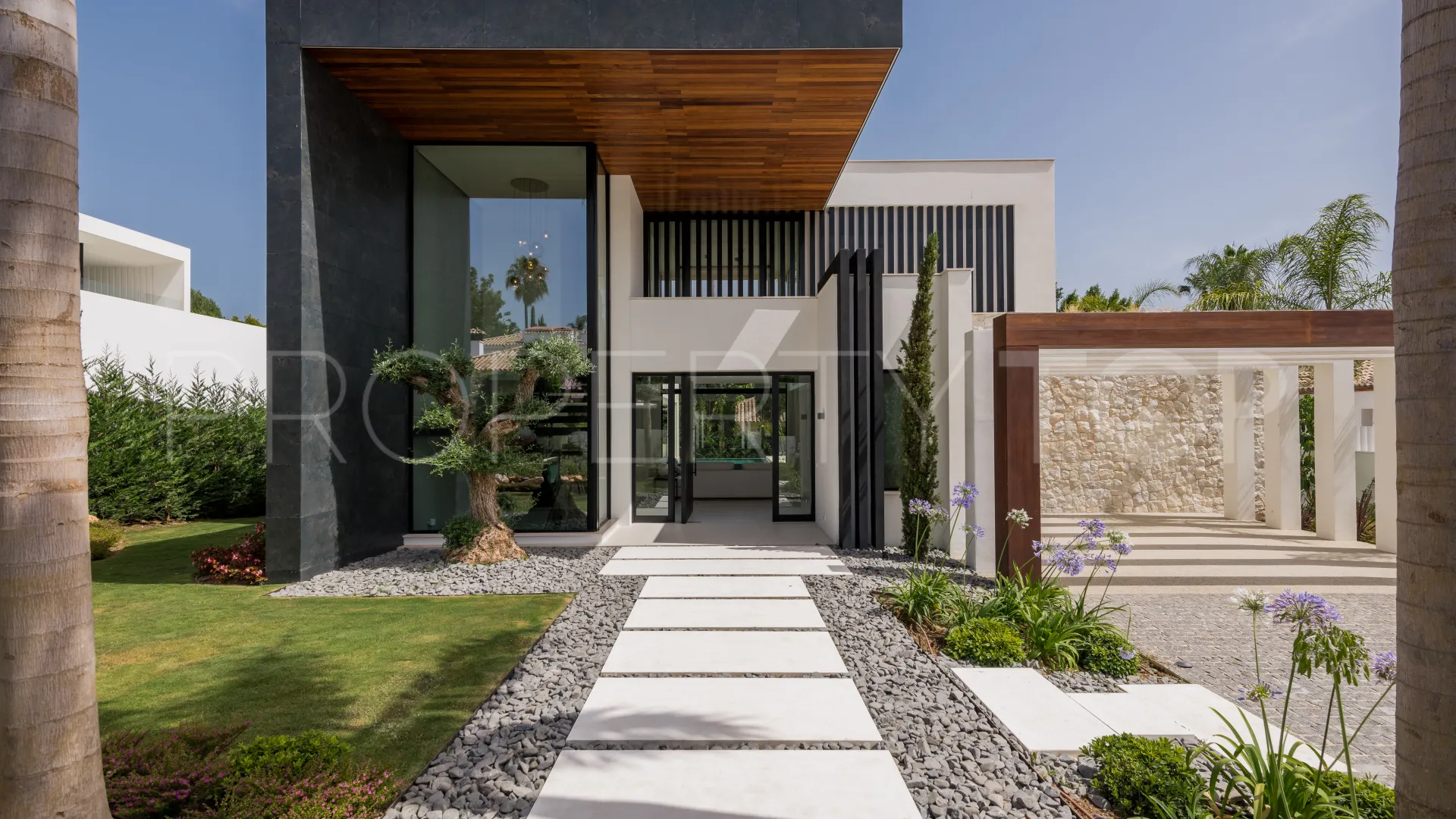 Nueva Andalucia, villa en venta con 5 dormitorios