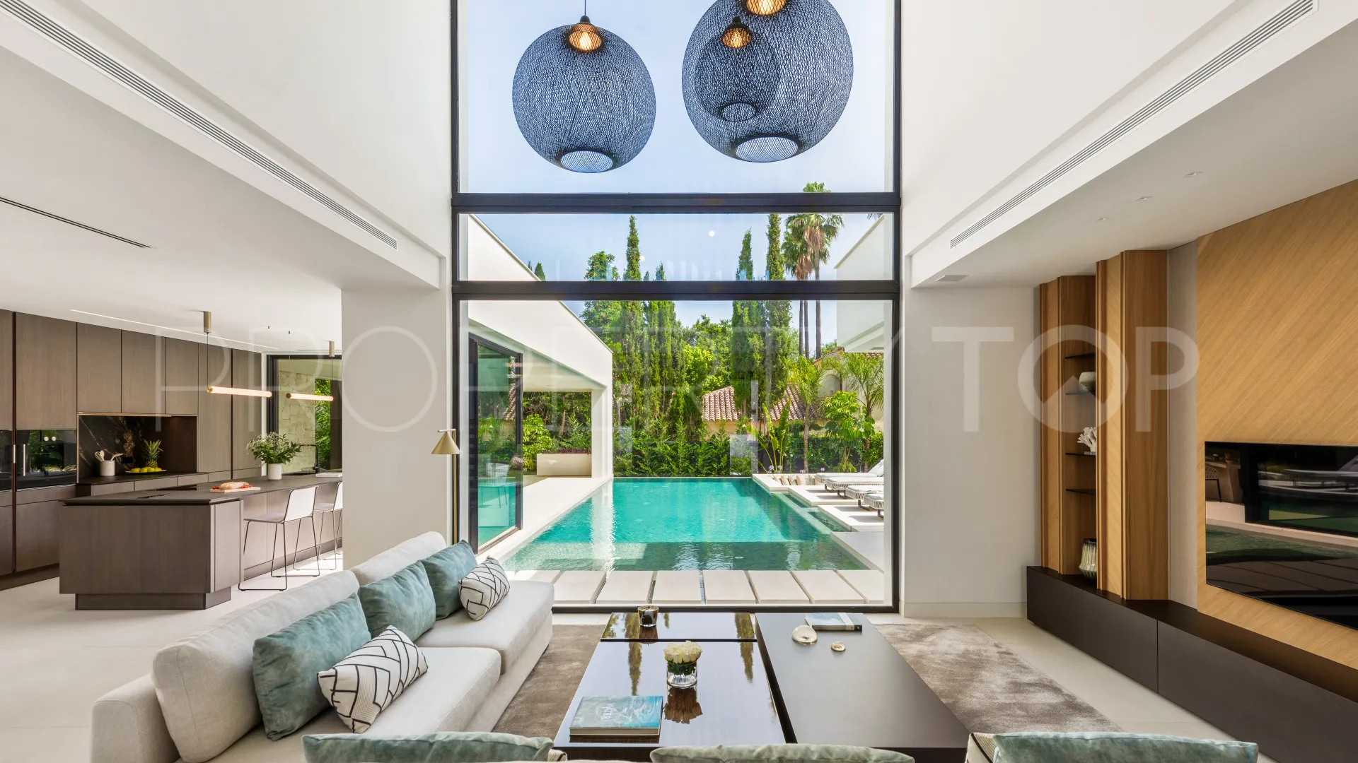 Nueva Andalucia, villa en venta con 5 dormitorios