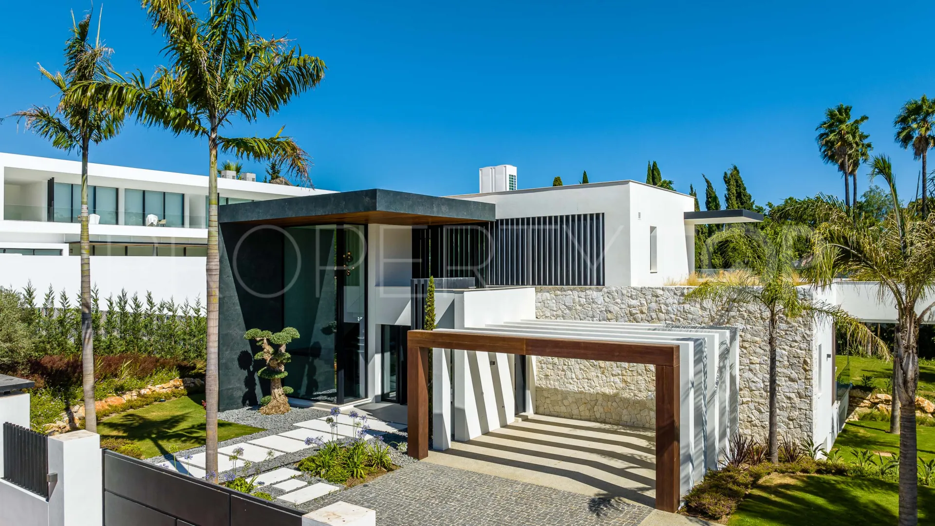 Nueva Andalucia, villa en venta con 5 dormitorios