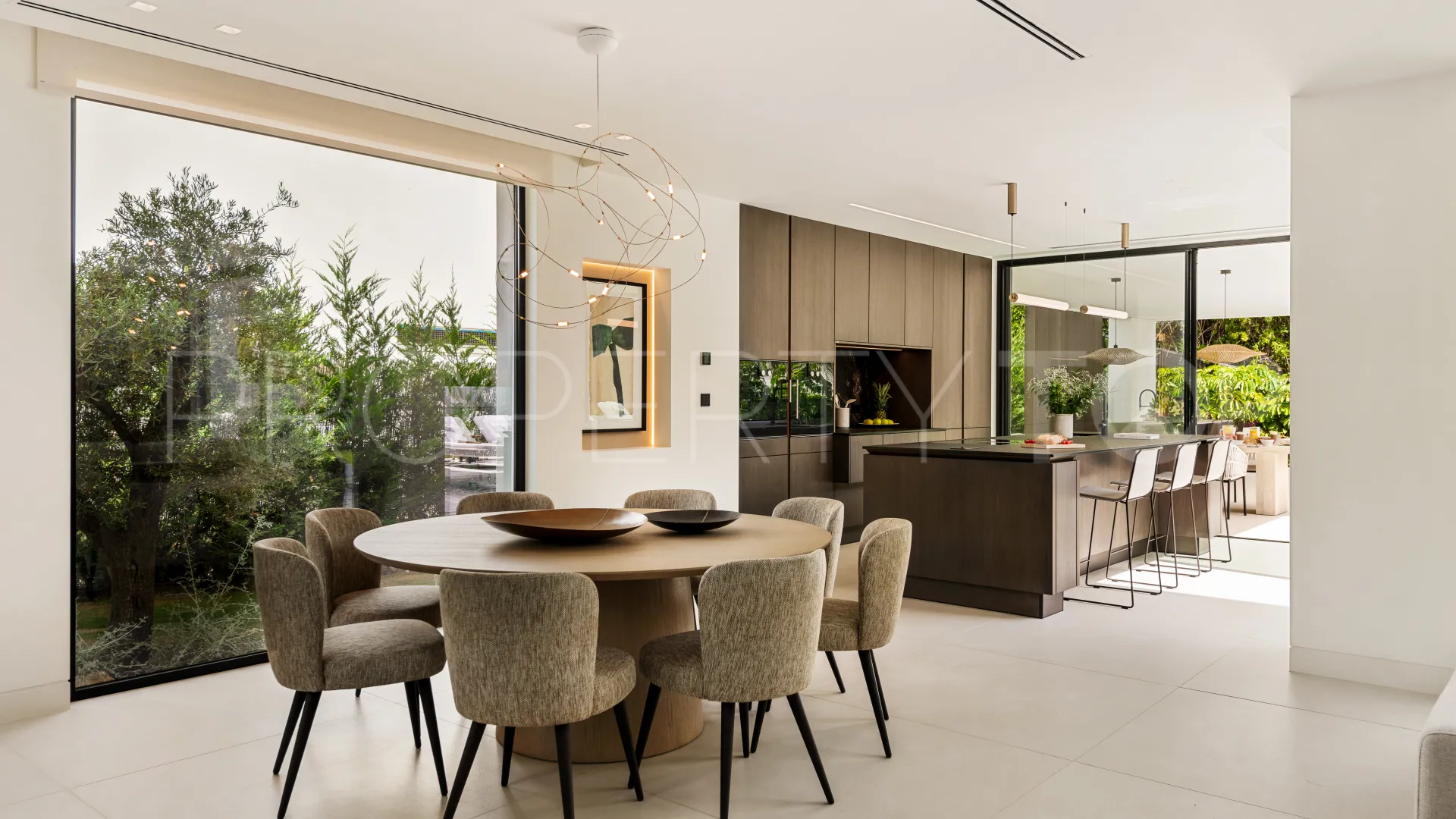Nueva Andalucia, villa en venta con 5 dormitorios