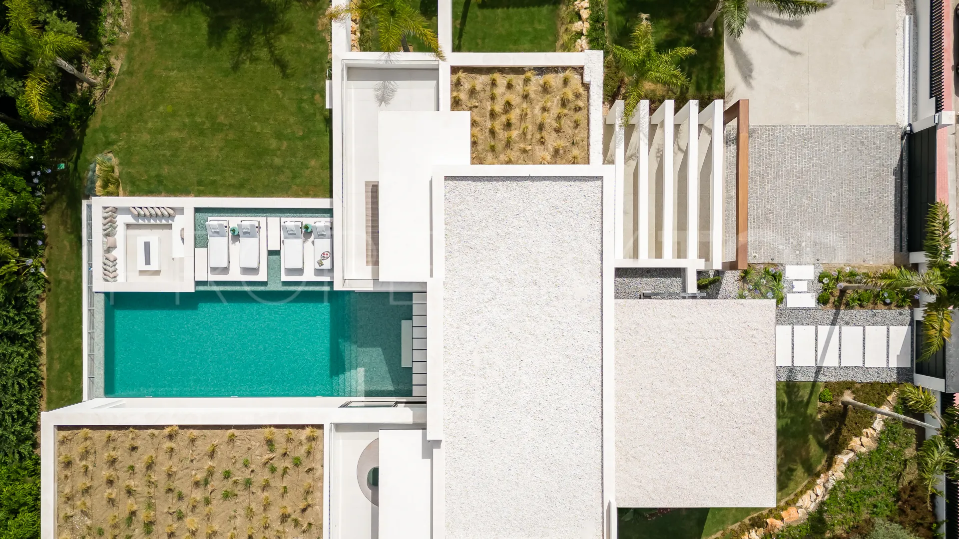 Nueva Andalucia, villa en venta con 5 dormitorios