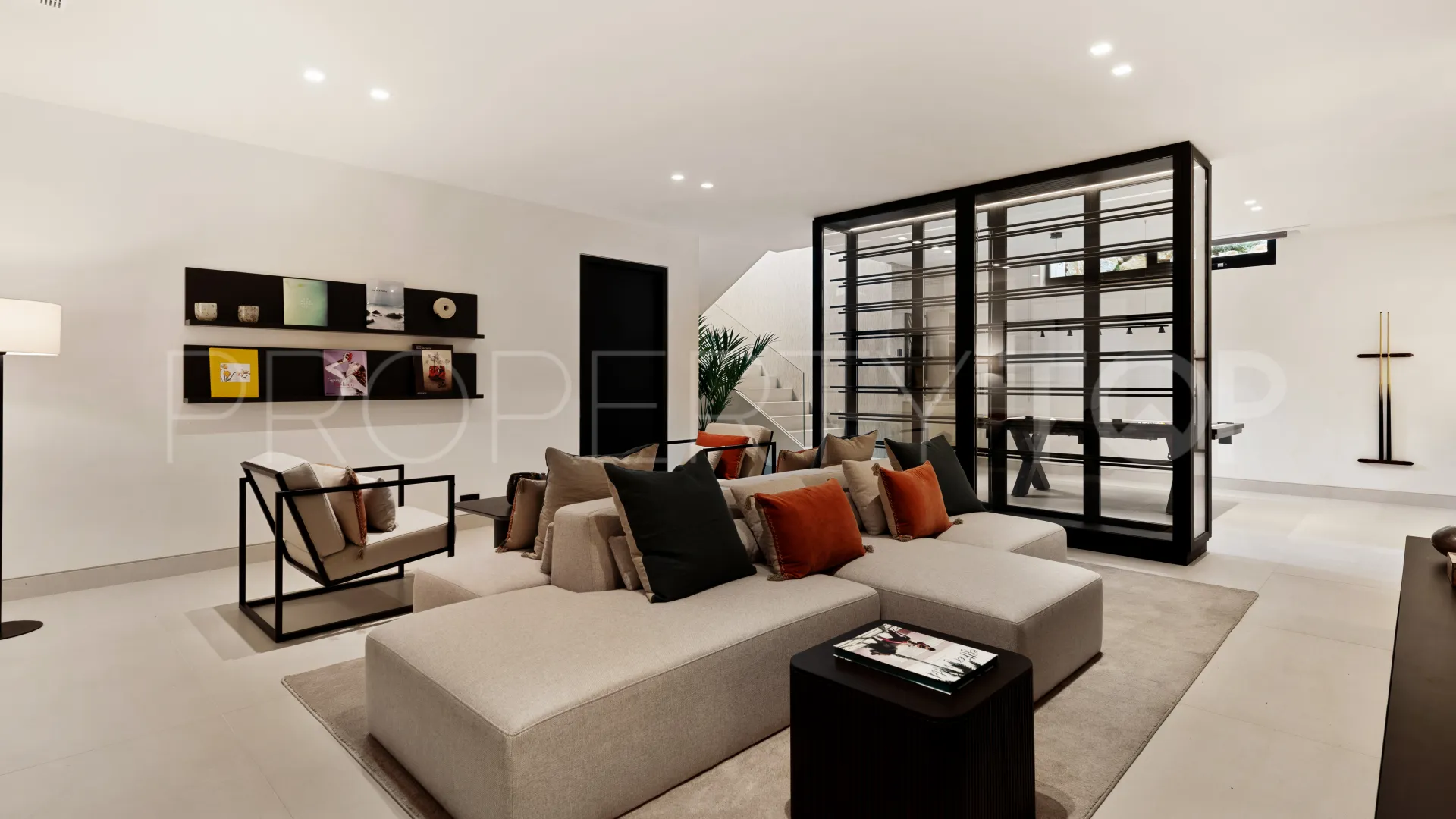 Nueva Andalucia, villa en venta con 5 dormitorios