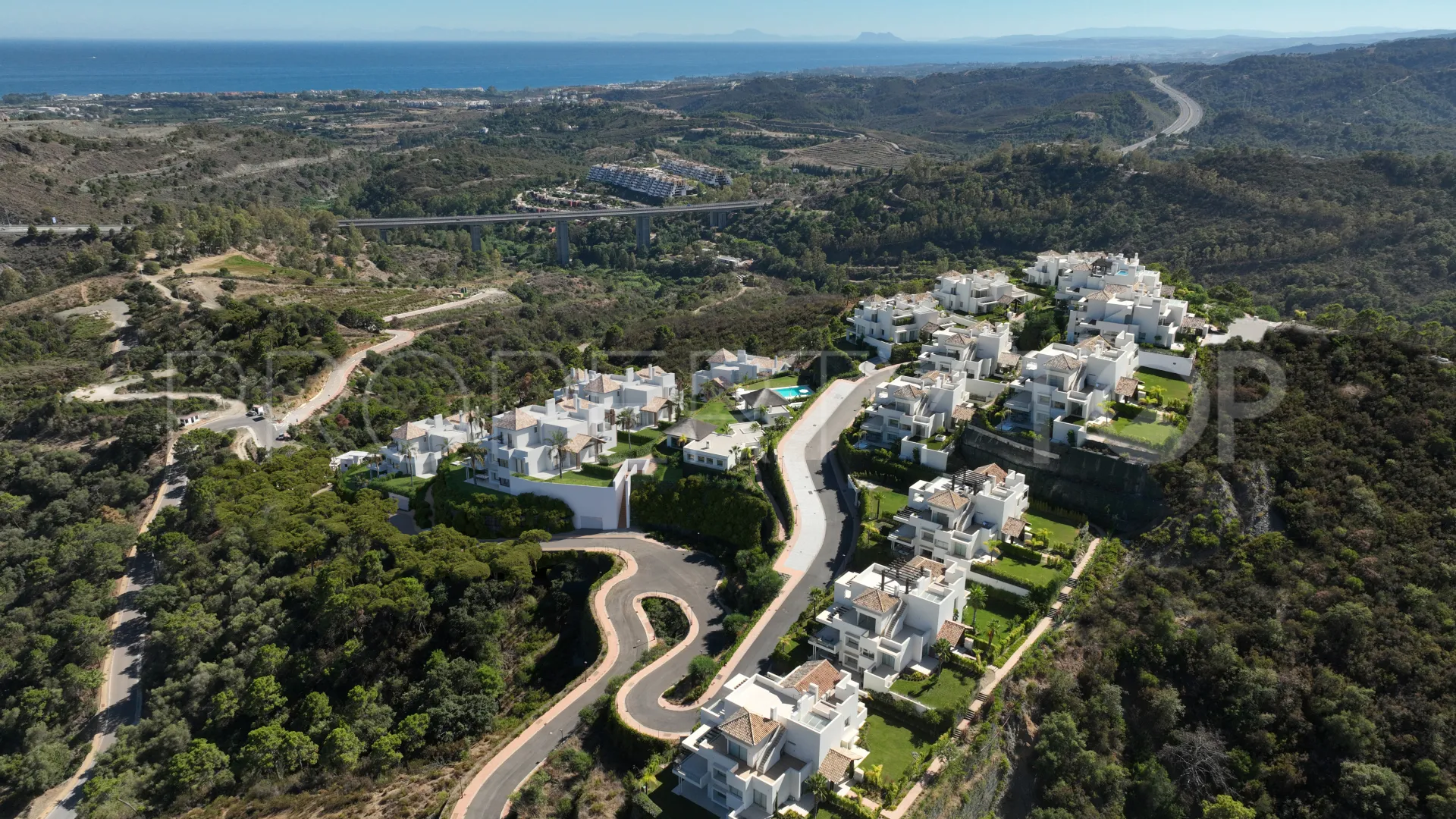 Ático de 3 dormitorios a la venta en Marbella Club Hills
