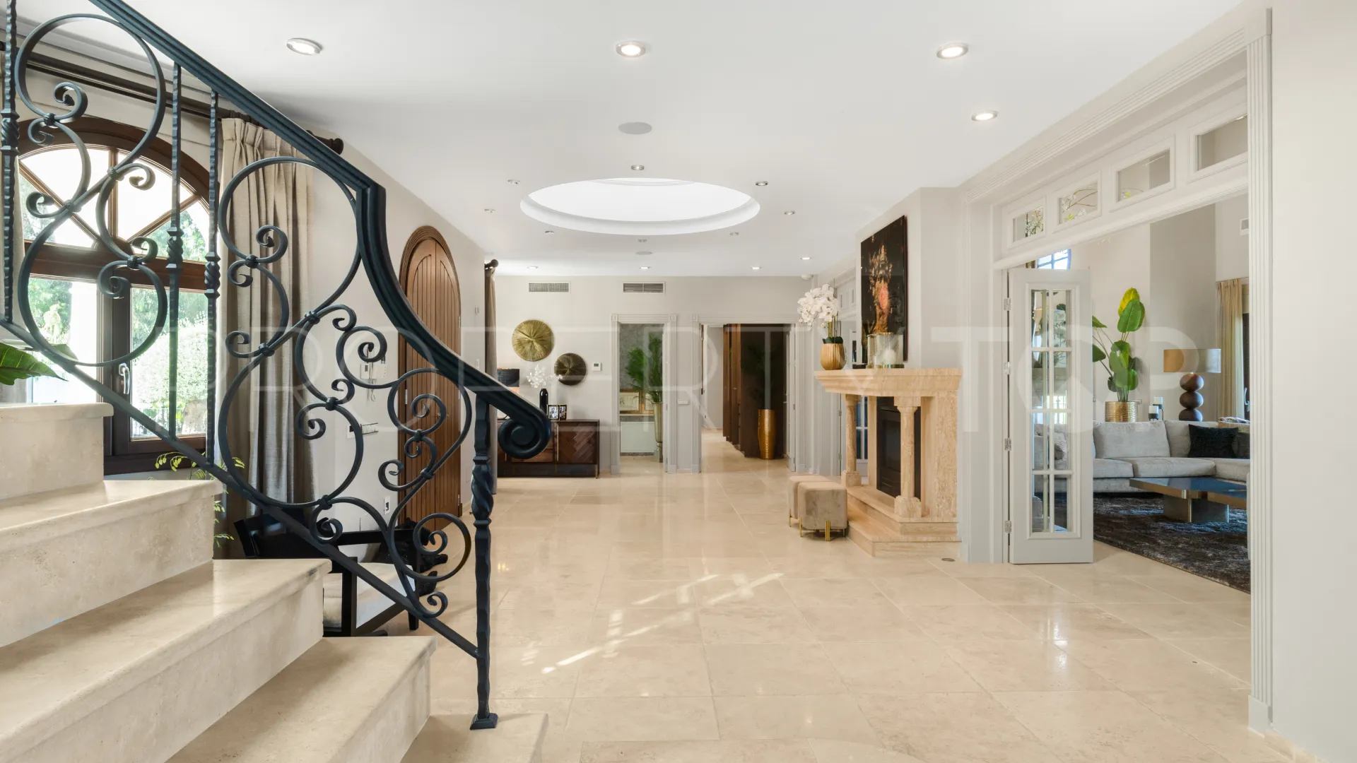 El Herrojo 7 bedrooms villa for sale