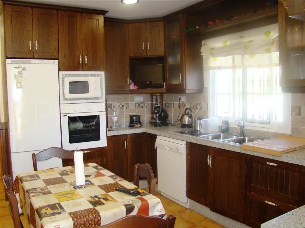 Estepona, villa en venta