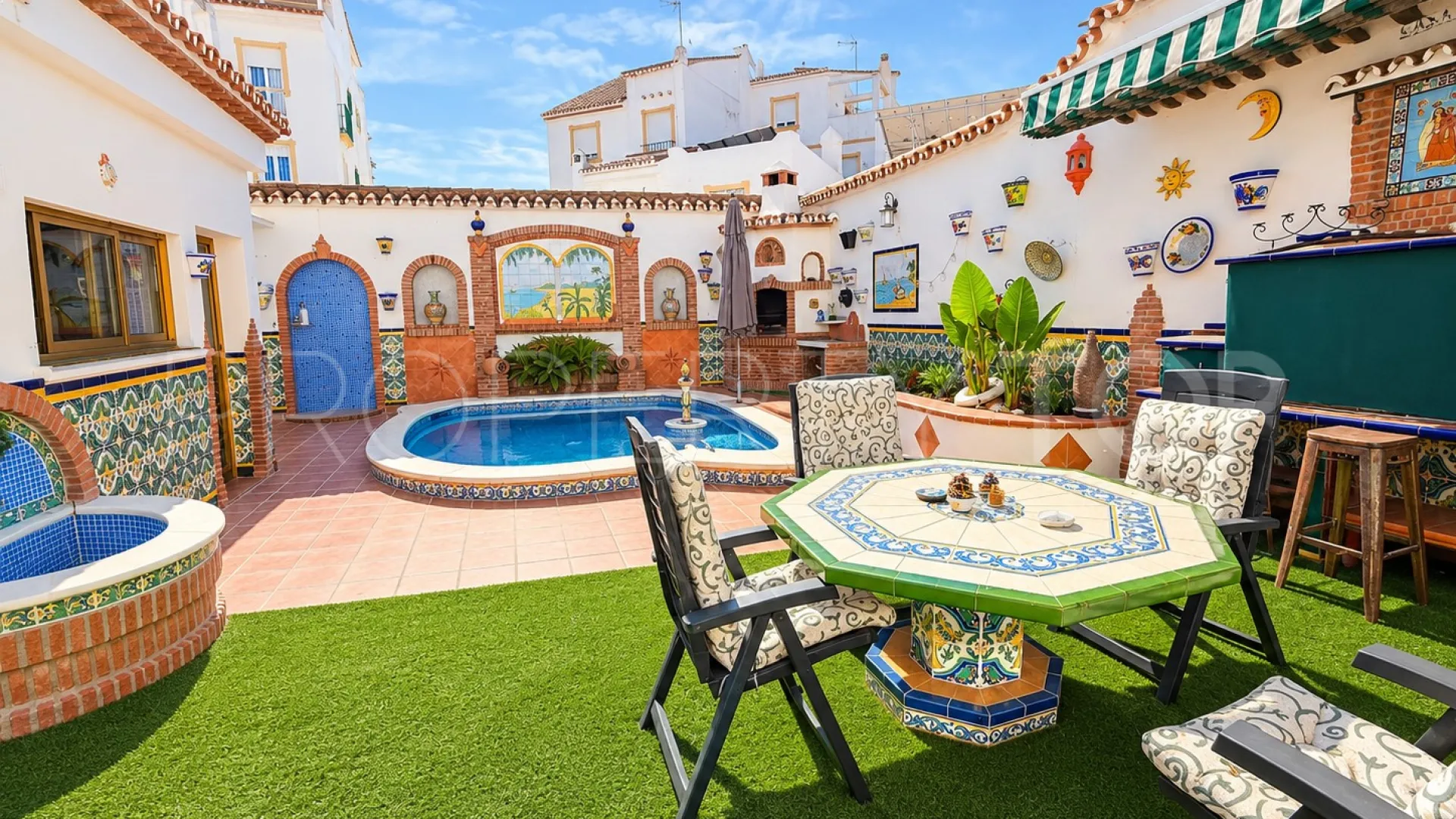Se vende casa en Estepona