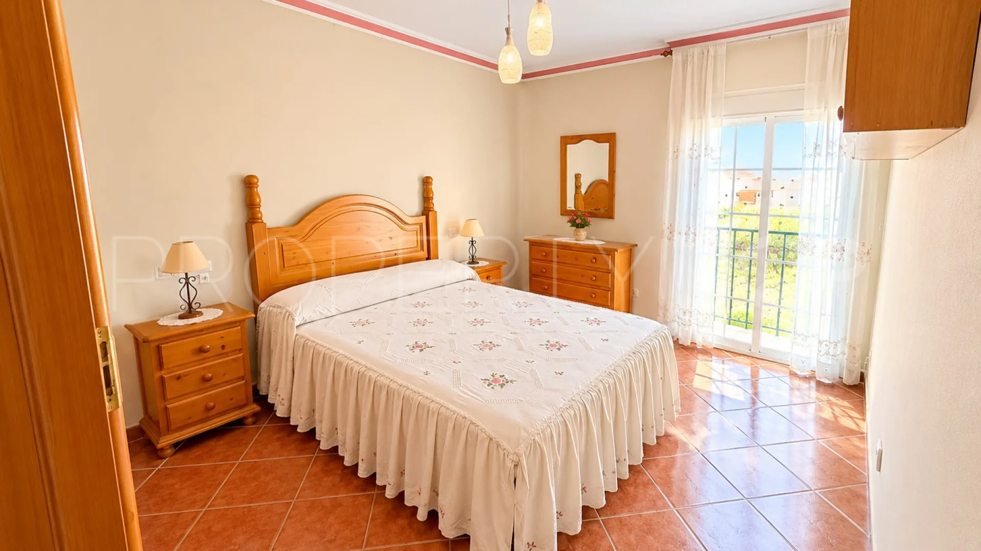 Se vende casa en Estepona