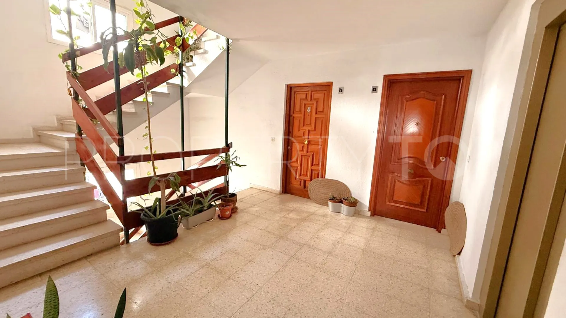For sale apartment with 4 bedrooms in Estepona Old Town