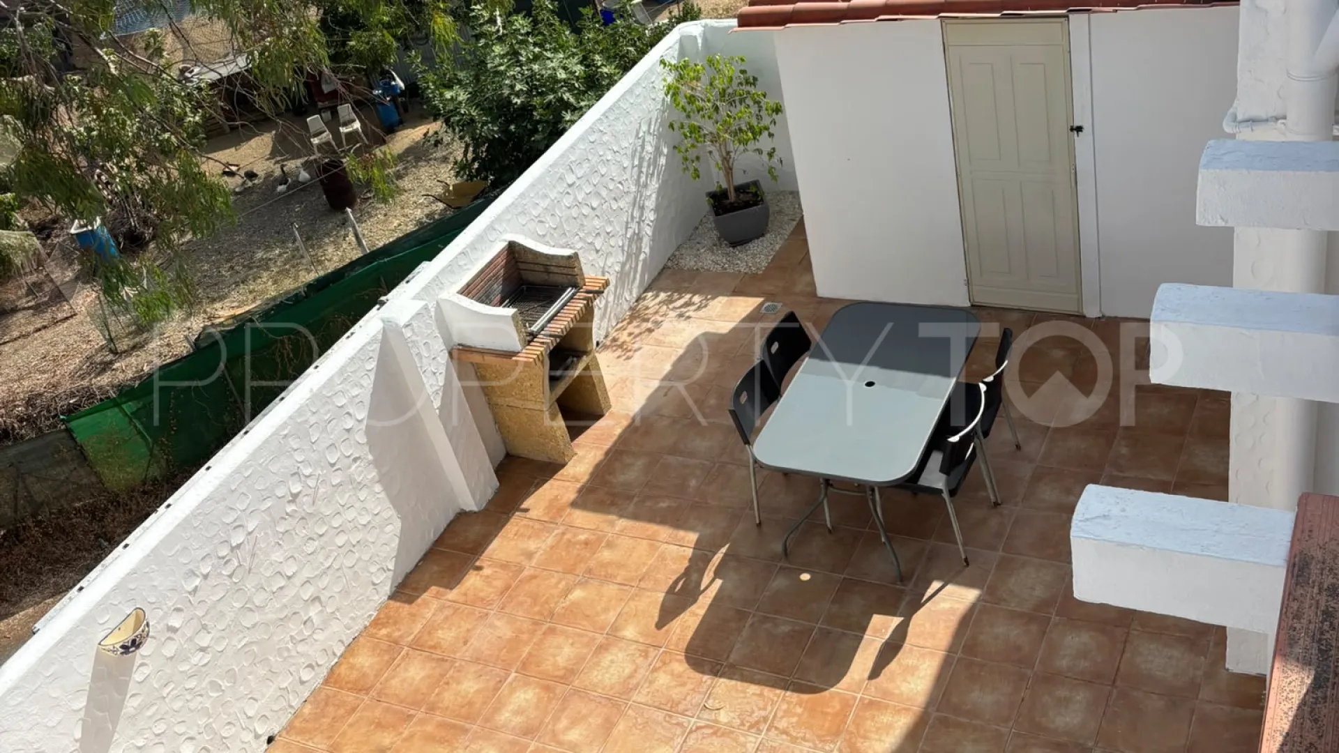 Buy semi detached house in Puerto Romano
