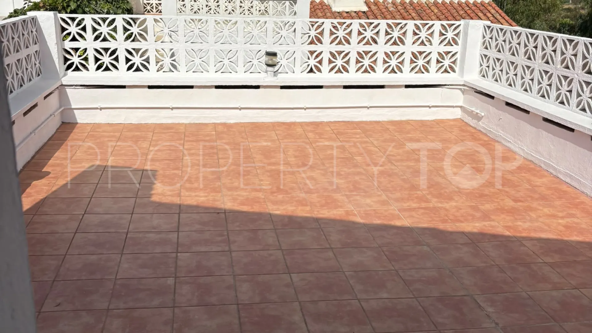 Buy semi detached house in Puerto Romano