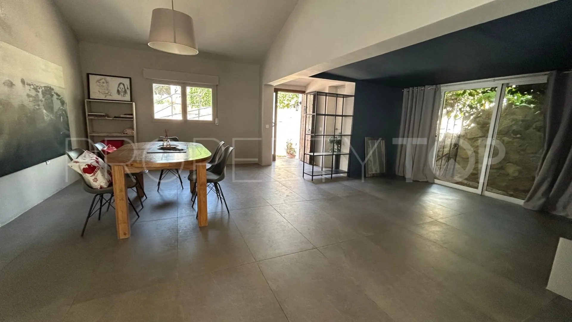 For sale Bahia Dorada town house with 3 bedrooms
