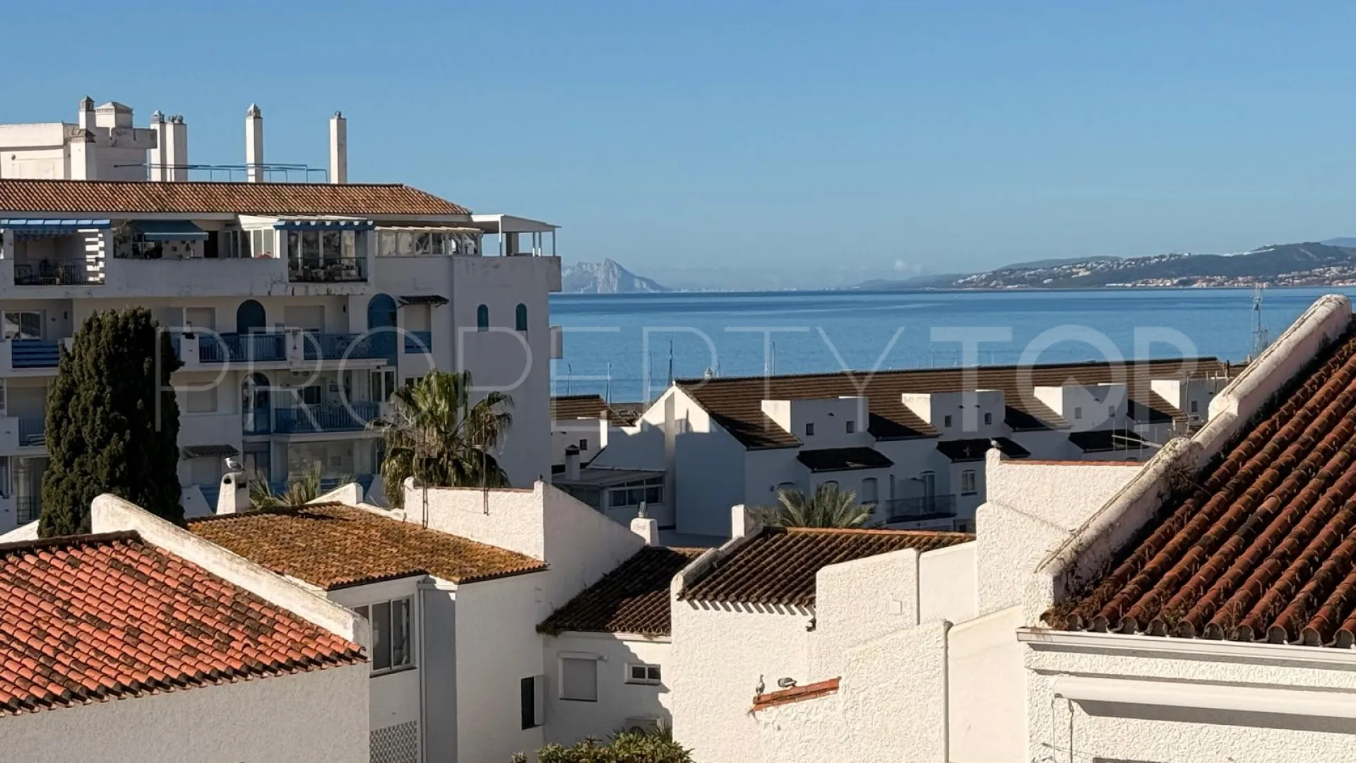 Apartamento en venta en Estepona Puerto