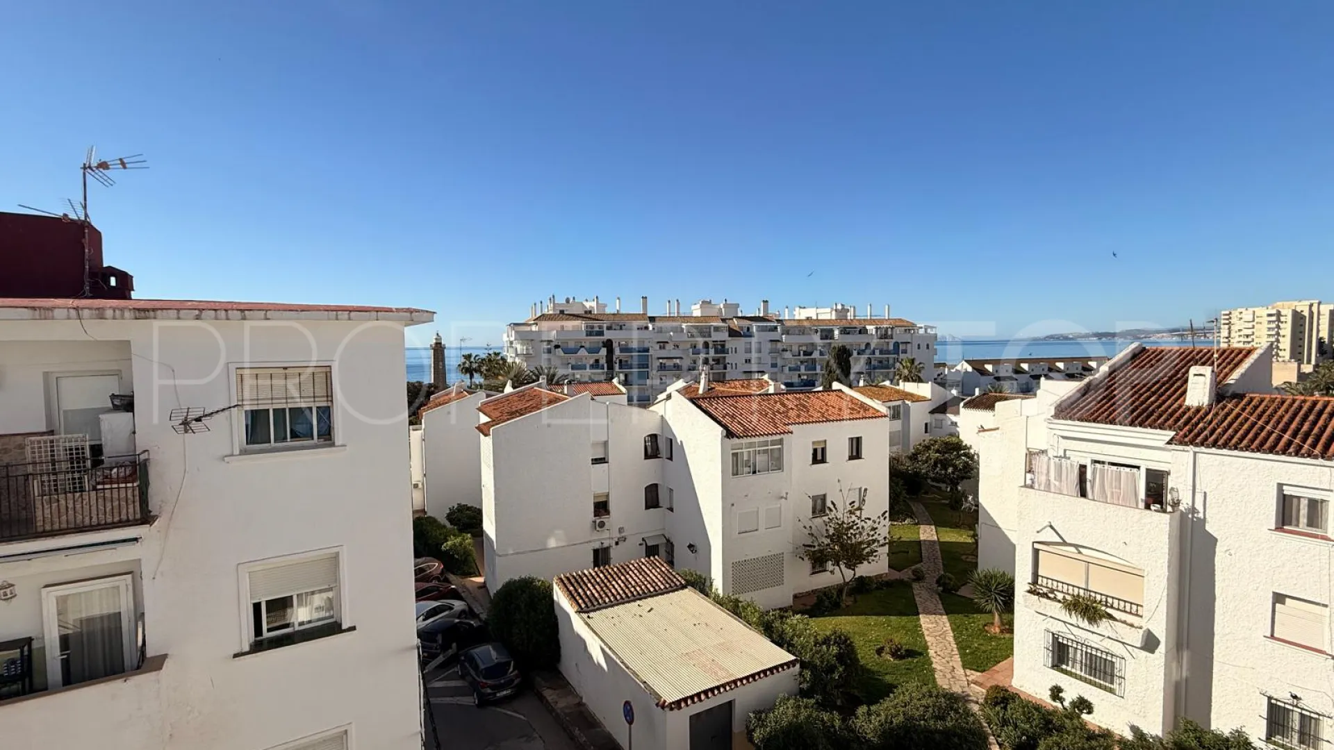 Apartamento en venta en Estepona Puerto