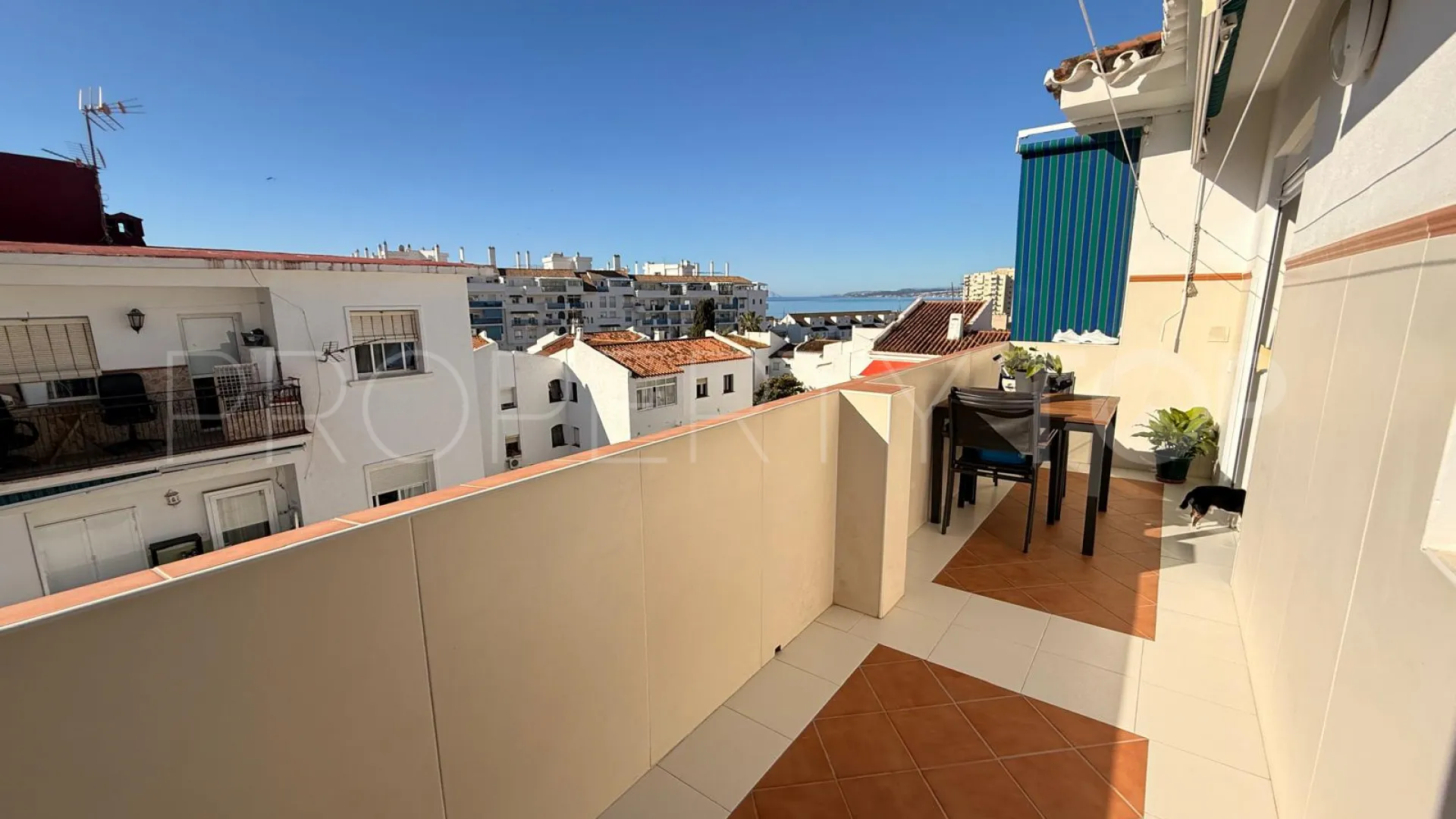 Apartamento en venta en Estepona Puerto