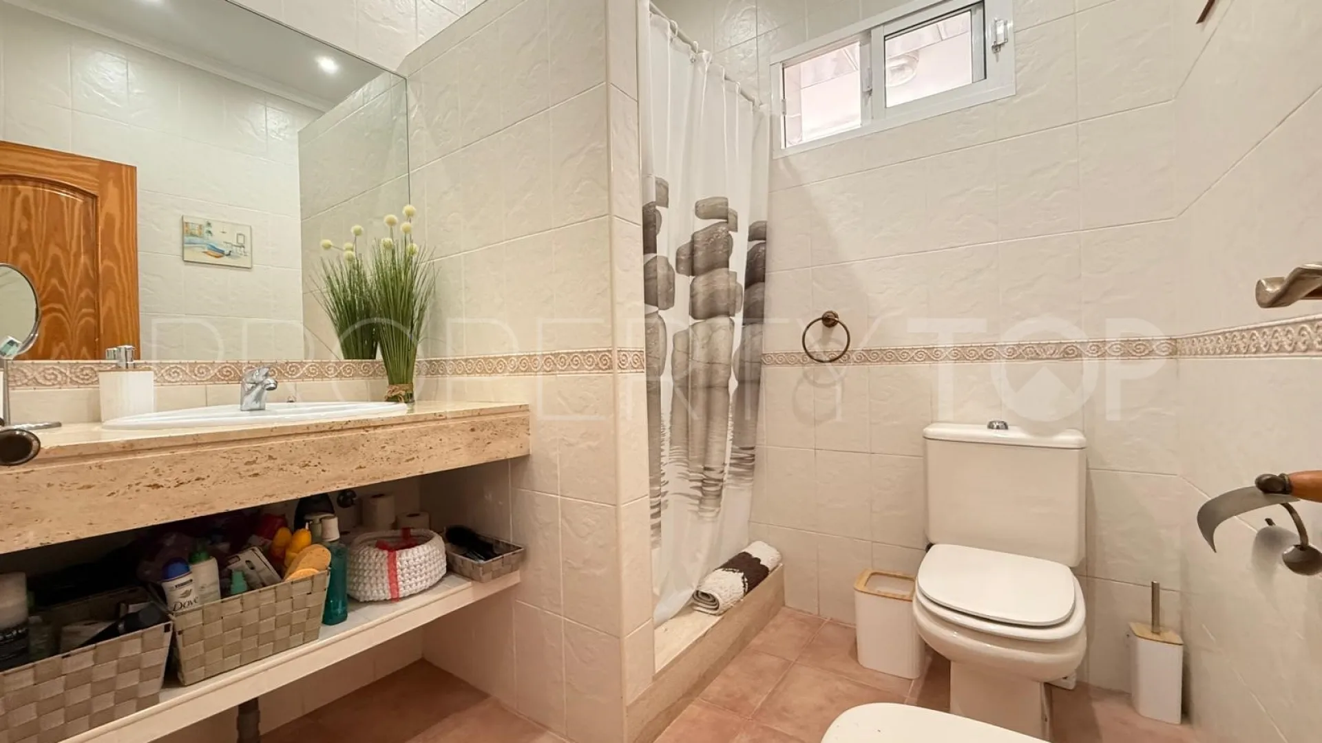 Apartamento en venta en Estepona Puerto