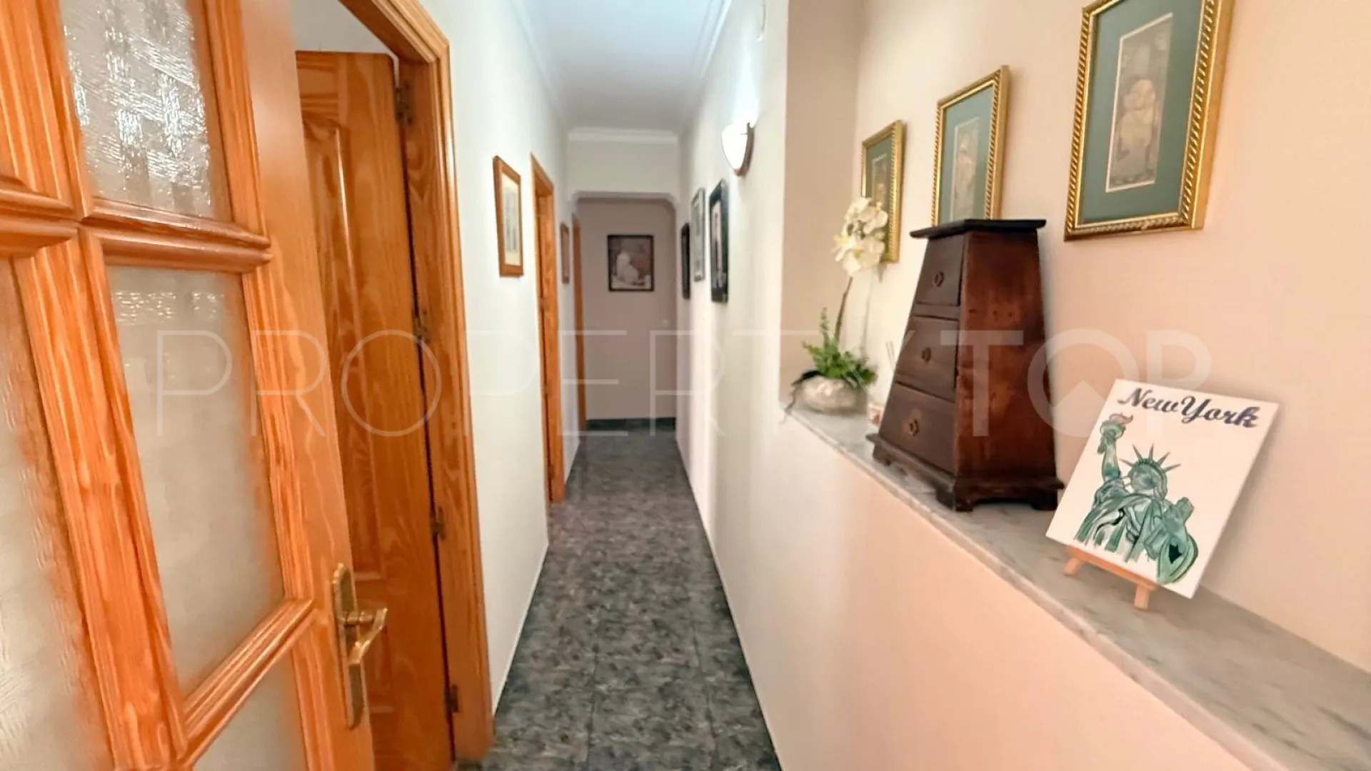 Apartamento en venta en Estepona Puerto