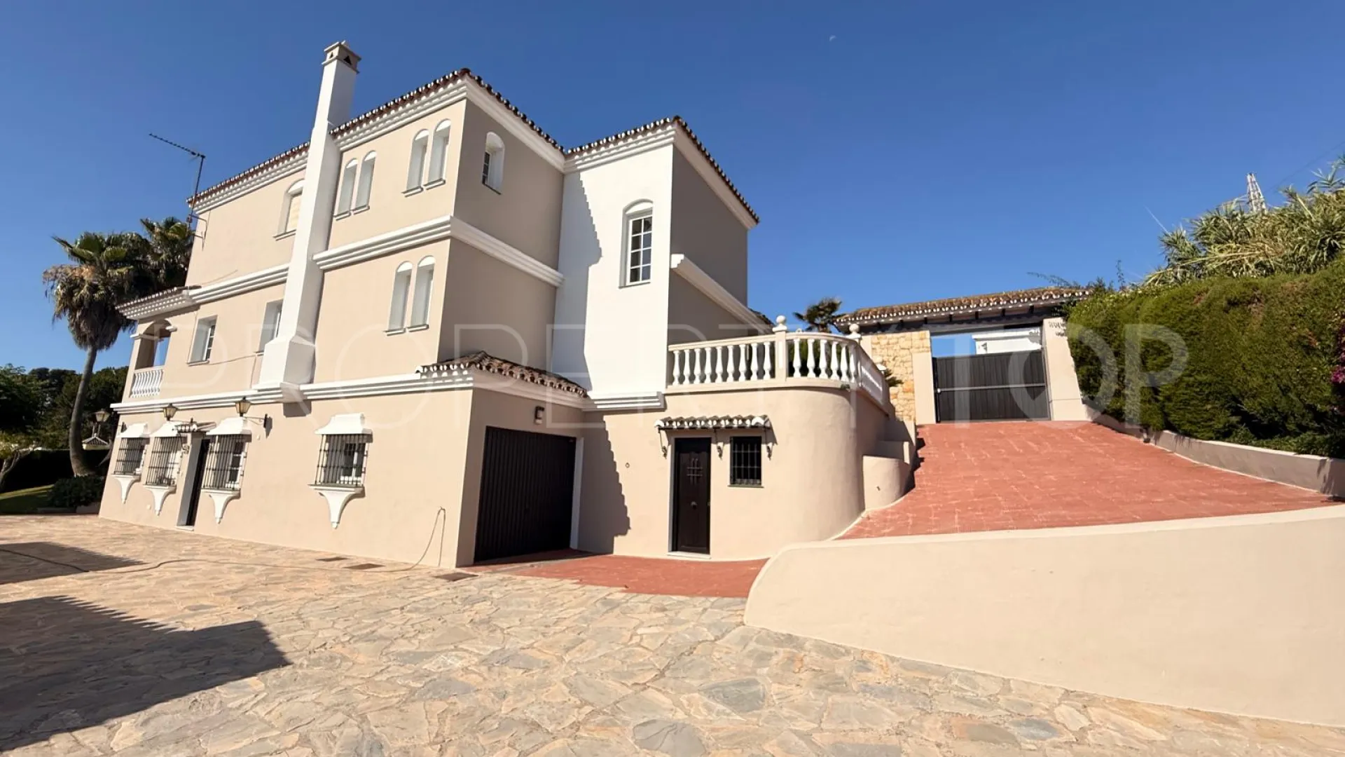 Villa a la venta en El Padron