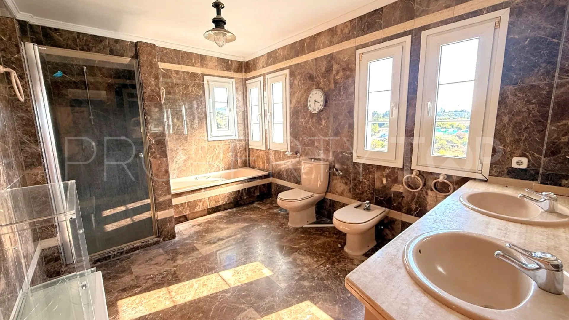 Villa a la venta en El Padron