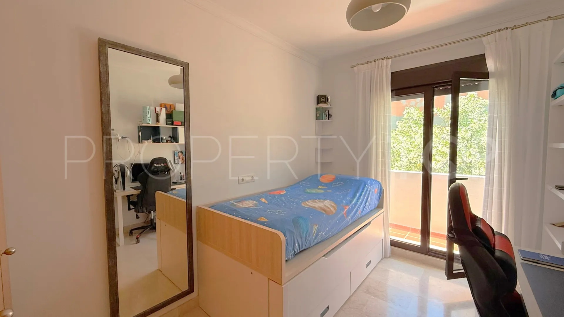 Adosado en venta de 3 dormitorios en Estepona Oeste