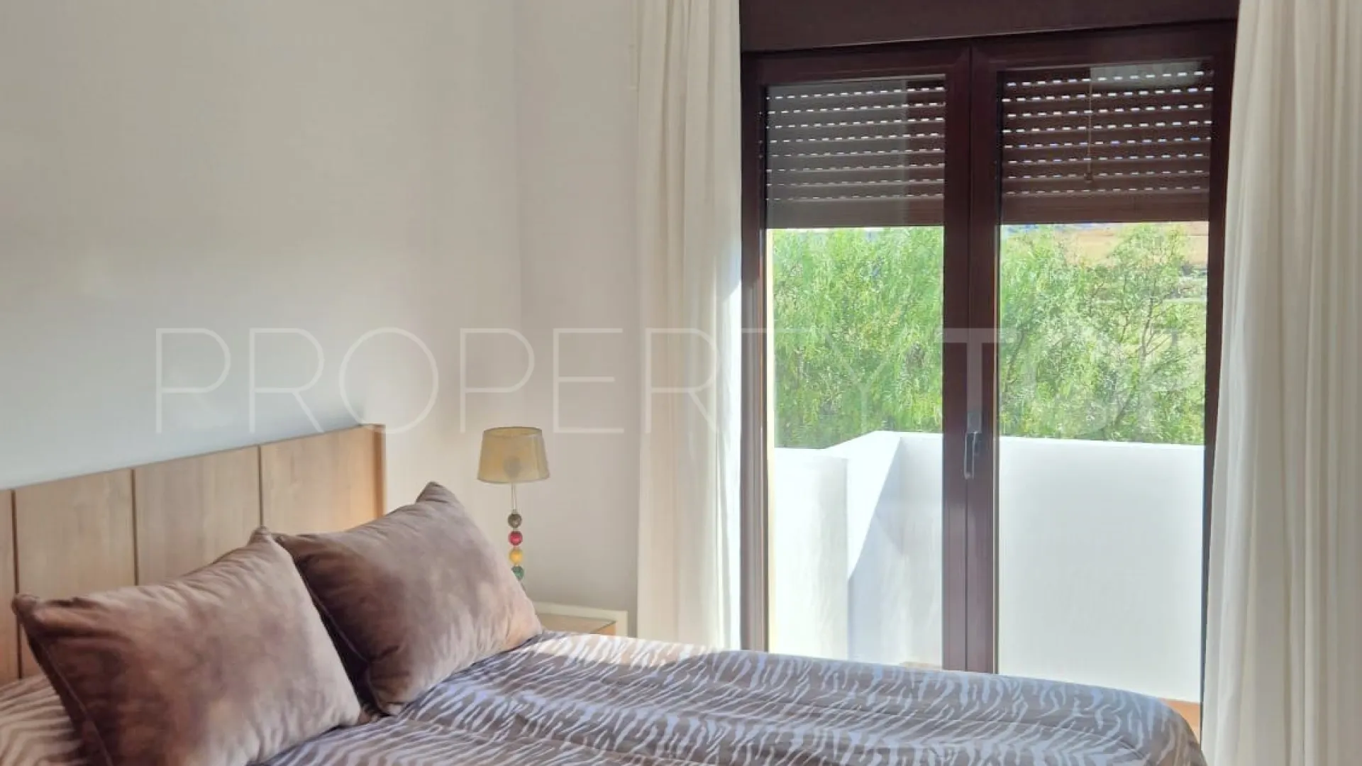 Buy Estepona West 3 bedrooms town house