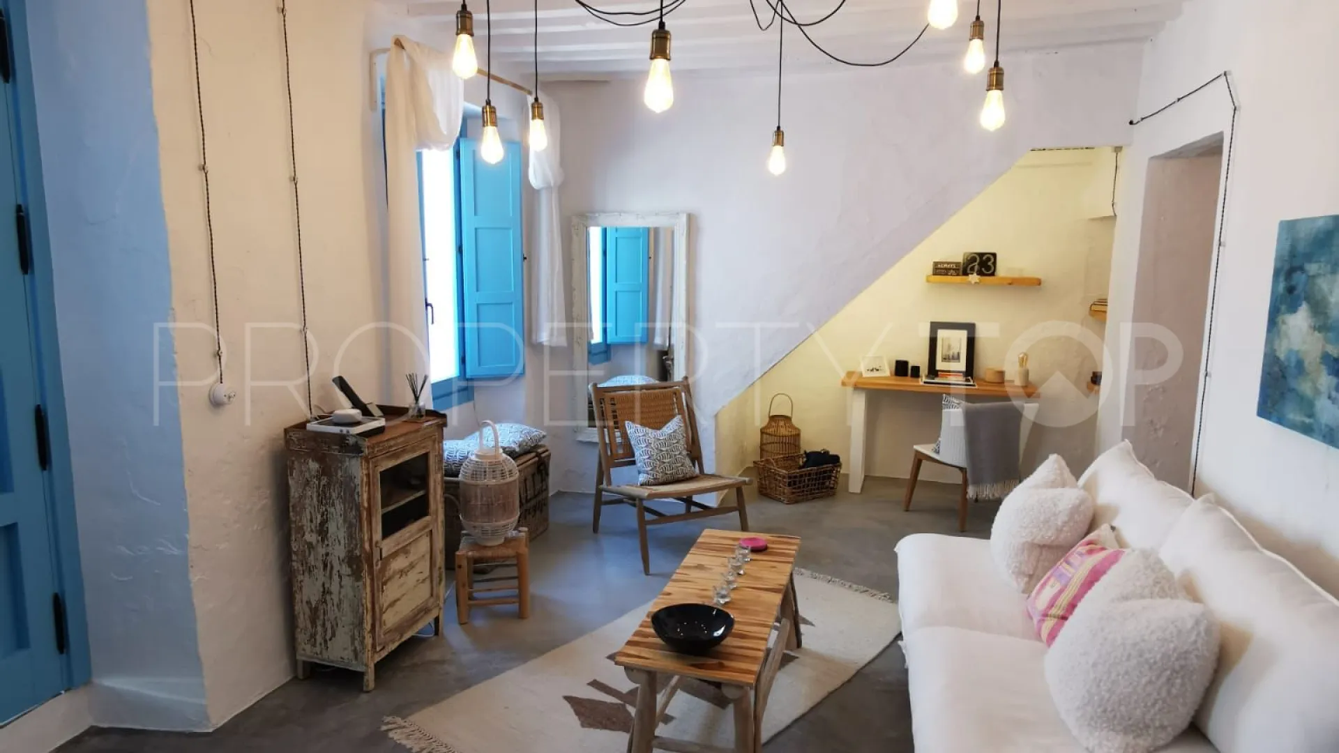 Casa de 2 dormitorios en venta en Estepona Casco Antiguo