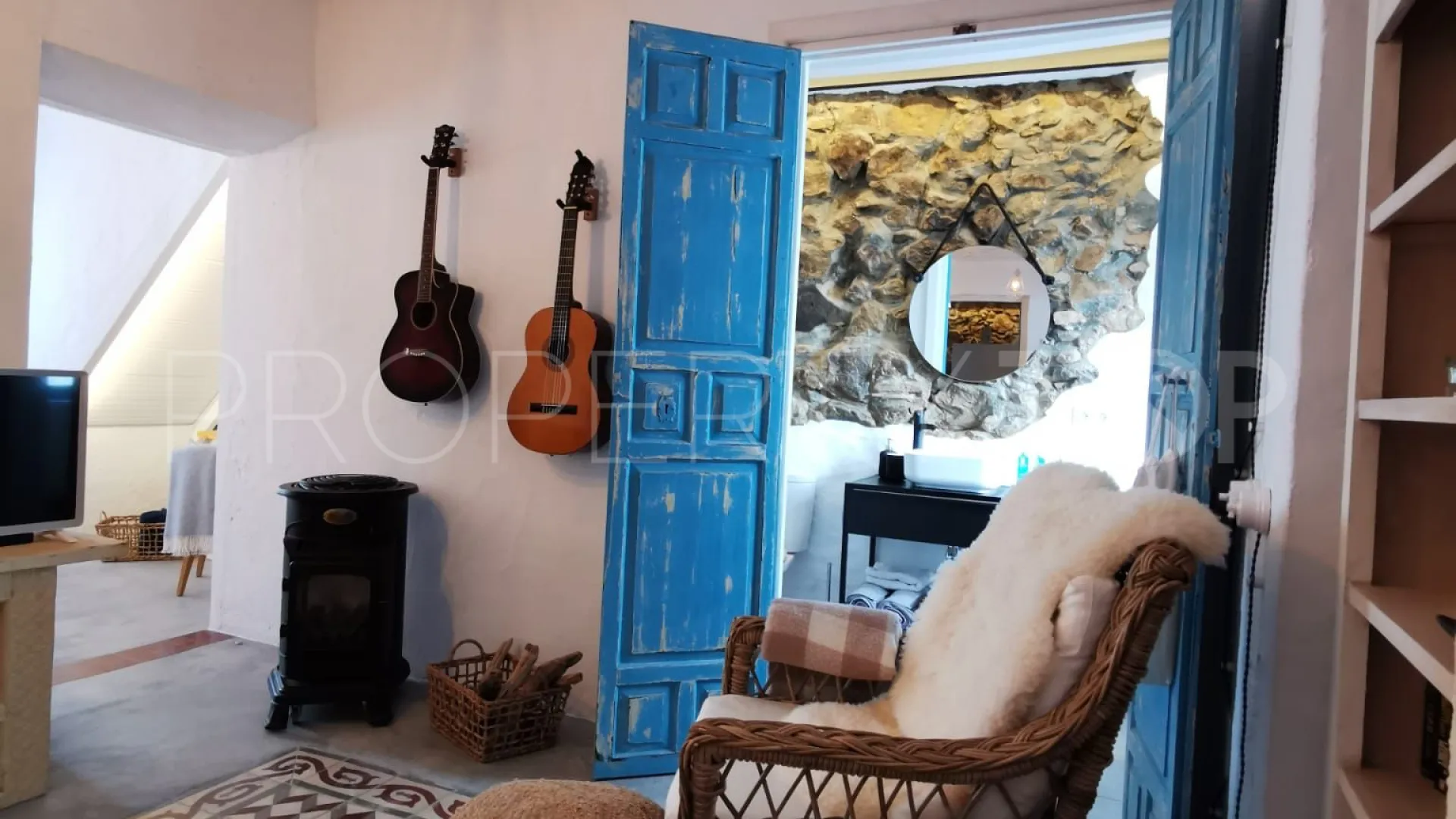 Casa de 2 dormitorios en venta en Estepona Casco Antiguo