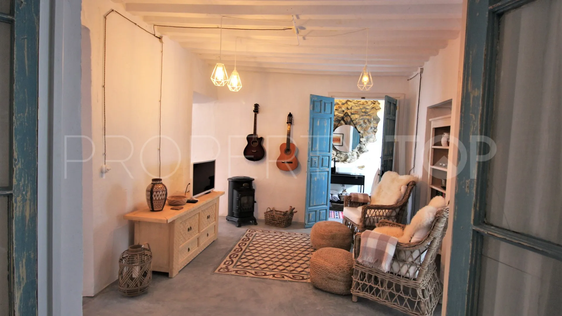 Casa de 2 dormitorios en venta en Estepona Casco Antiguo