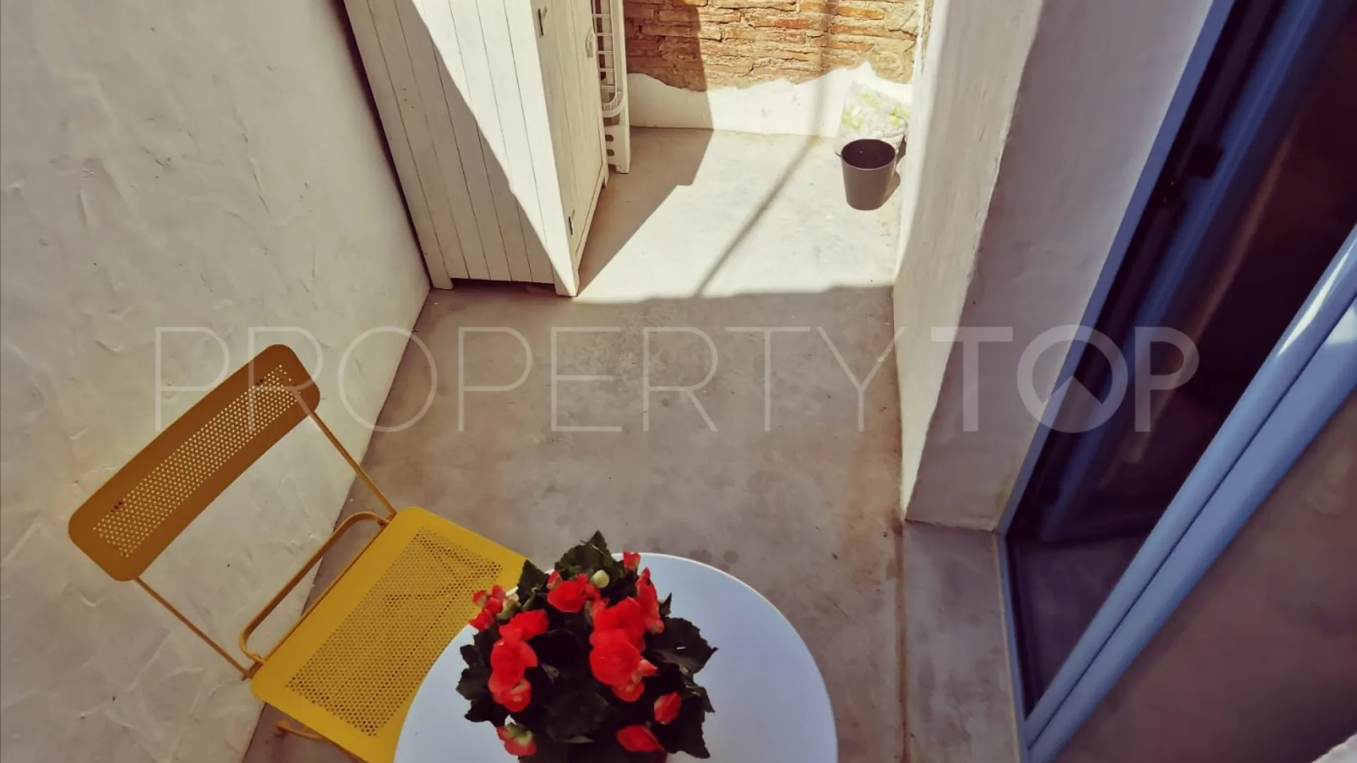 Casa de 2 dormitorios en venta en Estepona Casco Antiguo