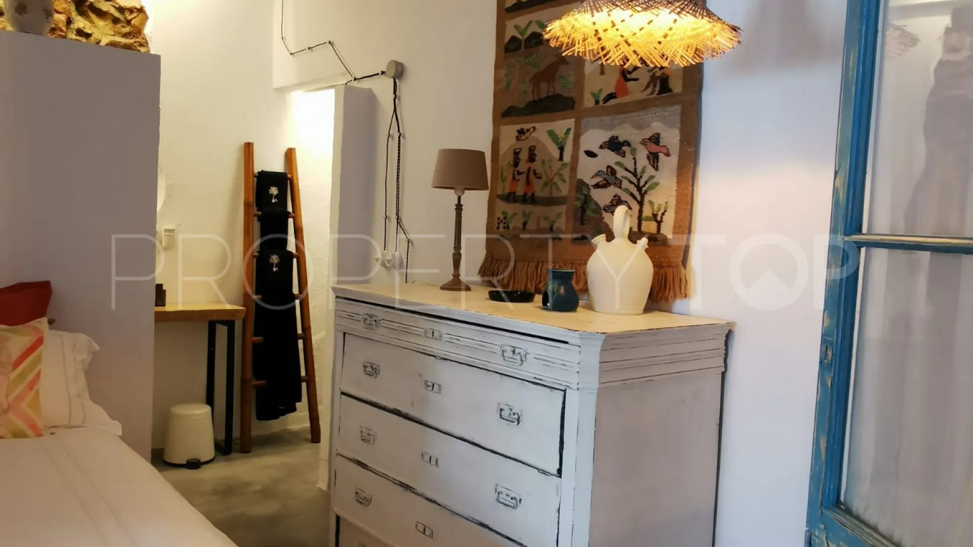 Casa de 2 dormitorios en venta en Estepona Casco Antiguo