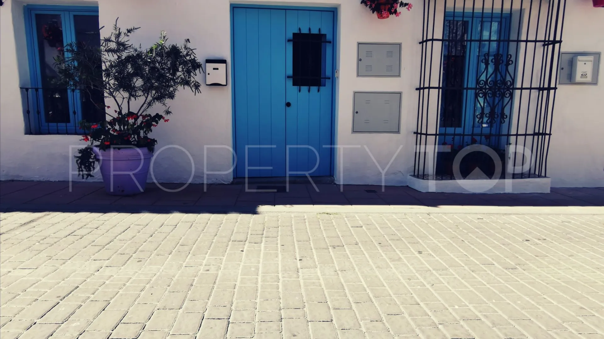 Casa de 2 dormitorios en venta en Estepona Casco Antiguo