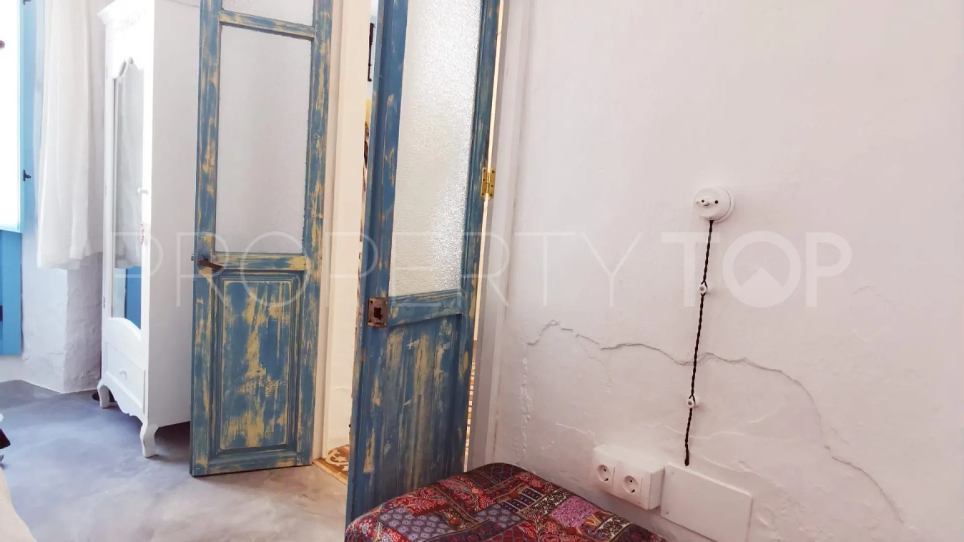 Casa de 2 dormitorios en venta en Estepona Casco Antiguo