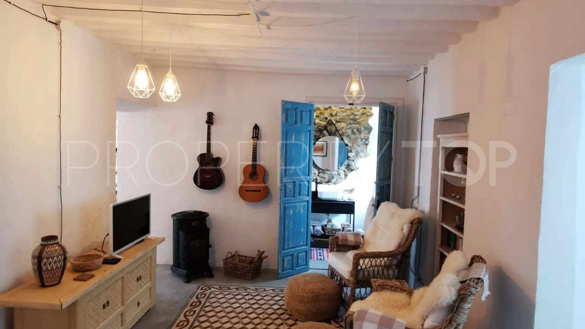 Casa de 2 dormitorios en venta en Estepona Casco Antiguo
