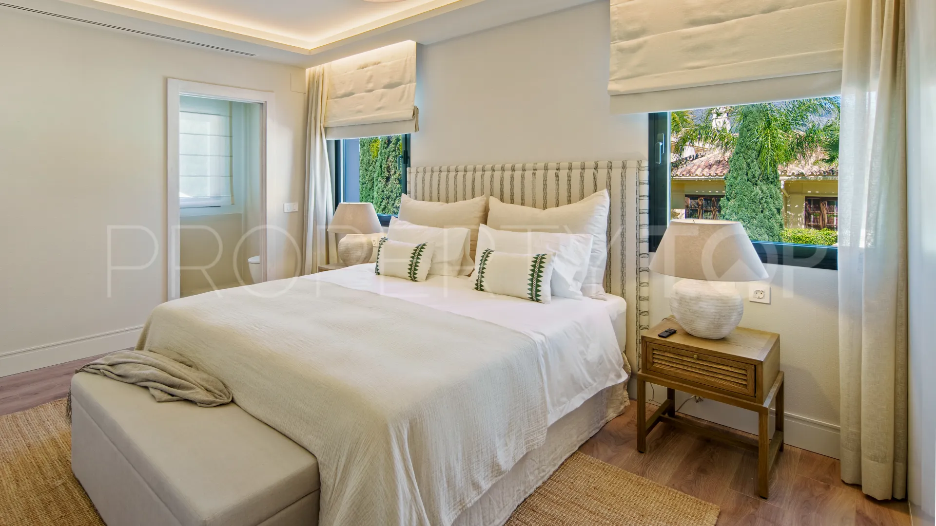 La Cerquilla 5 bedrooms villa for sale