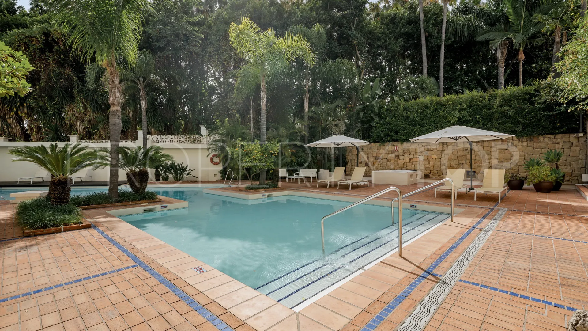 Apartamento en venta con 3 dormitorios en El Retiro de Nagüeles