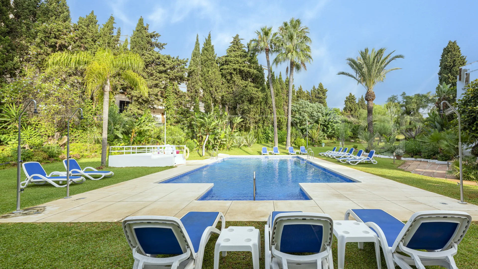 Jardines de las Fuentes apartment for sale
