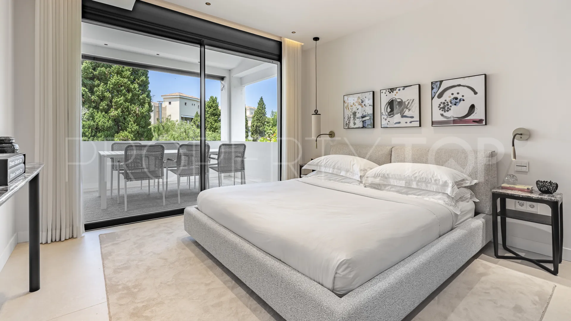 Jardines de las Fuentes apartment for sale