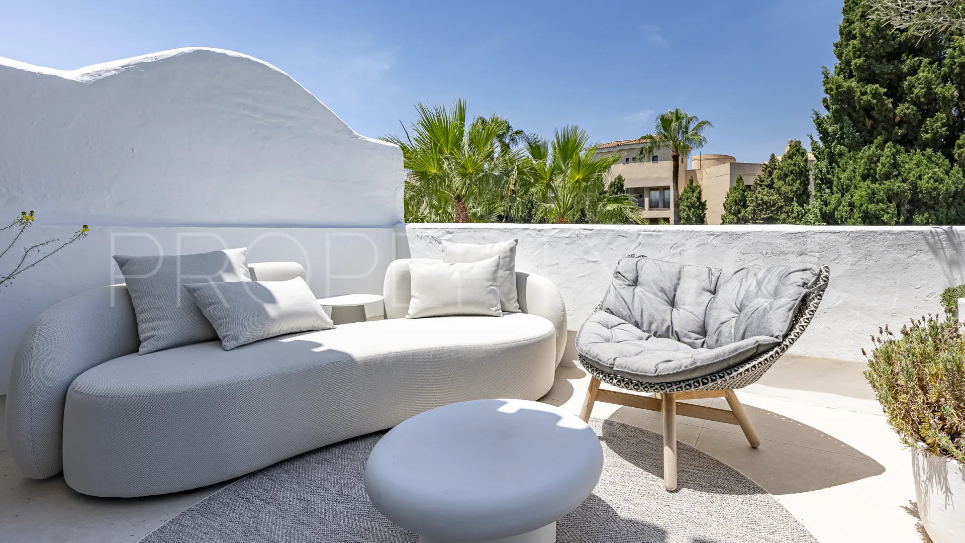 Jardines de las Fuentes apartment for sale