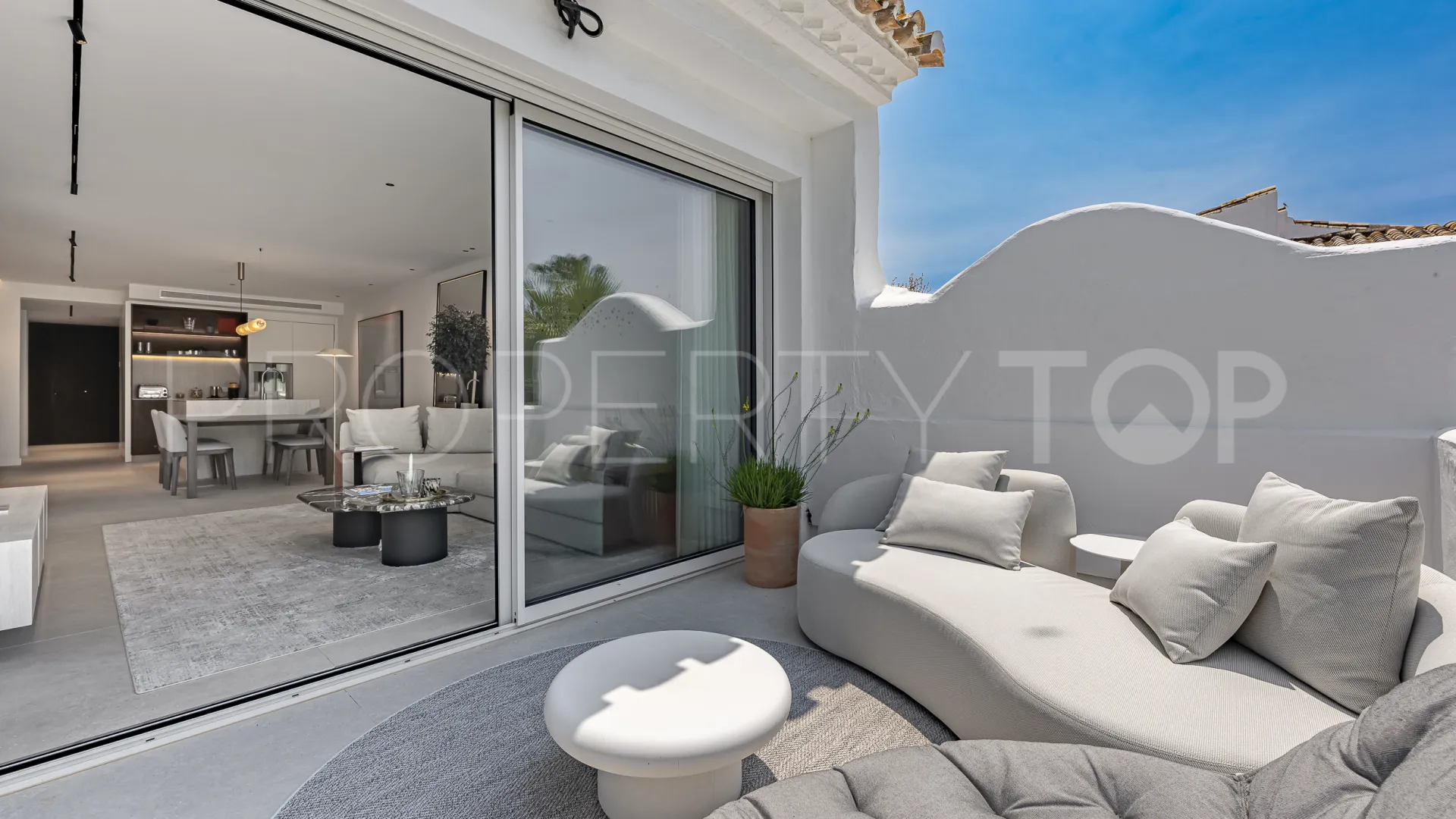 Jardines de las Fuentes apartment for sale