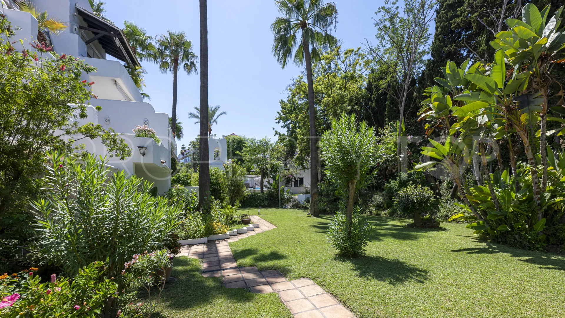 Jardines de las Fuentes apartment for sale