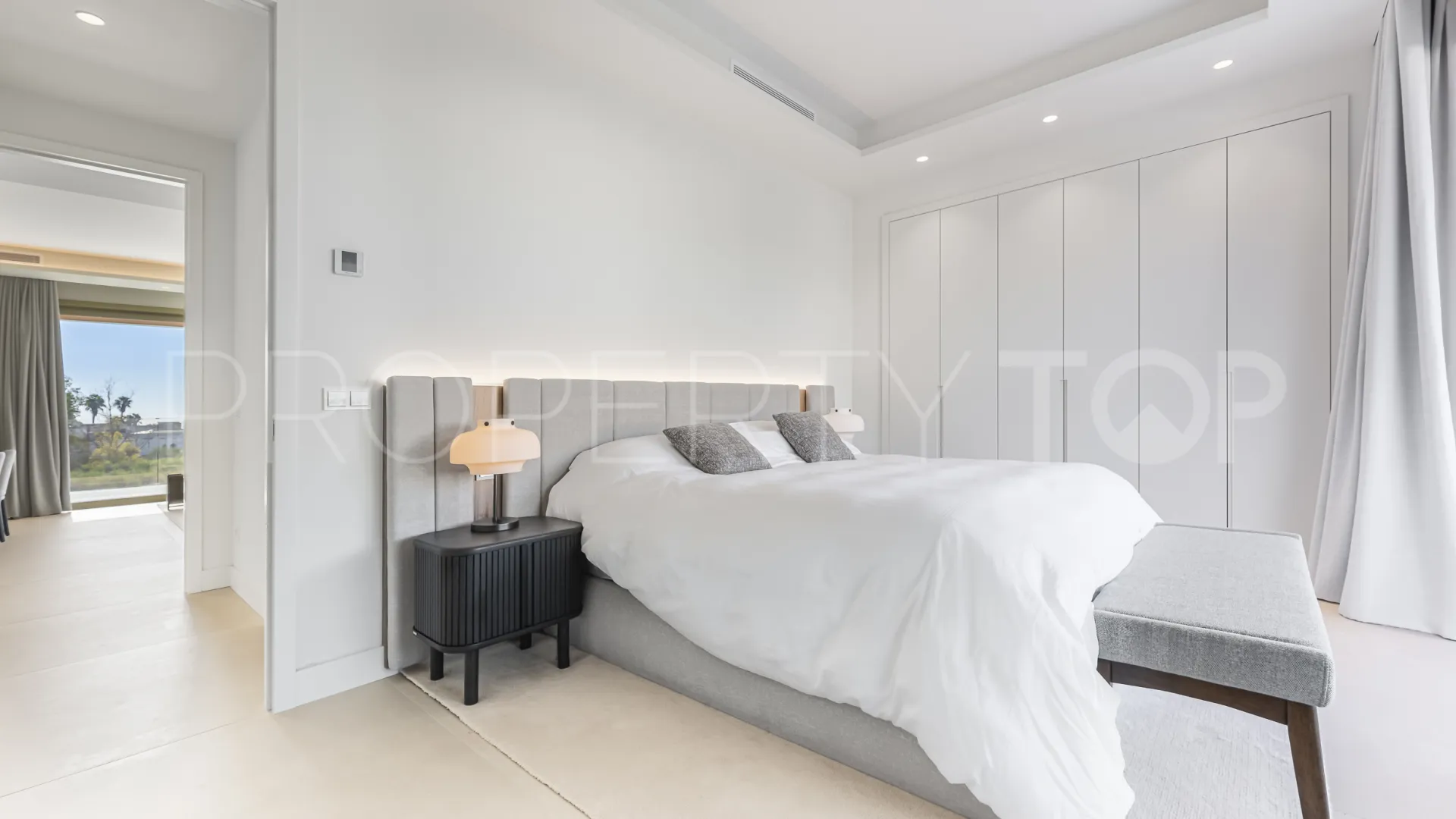 Apartment for sale in Benalús with 3 bedrooms