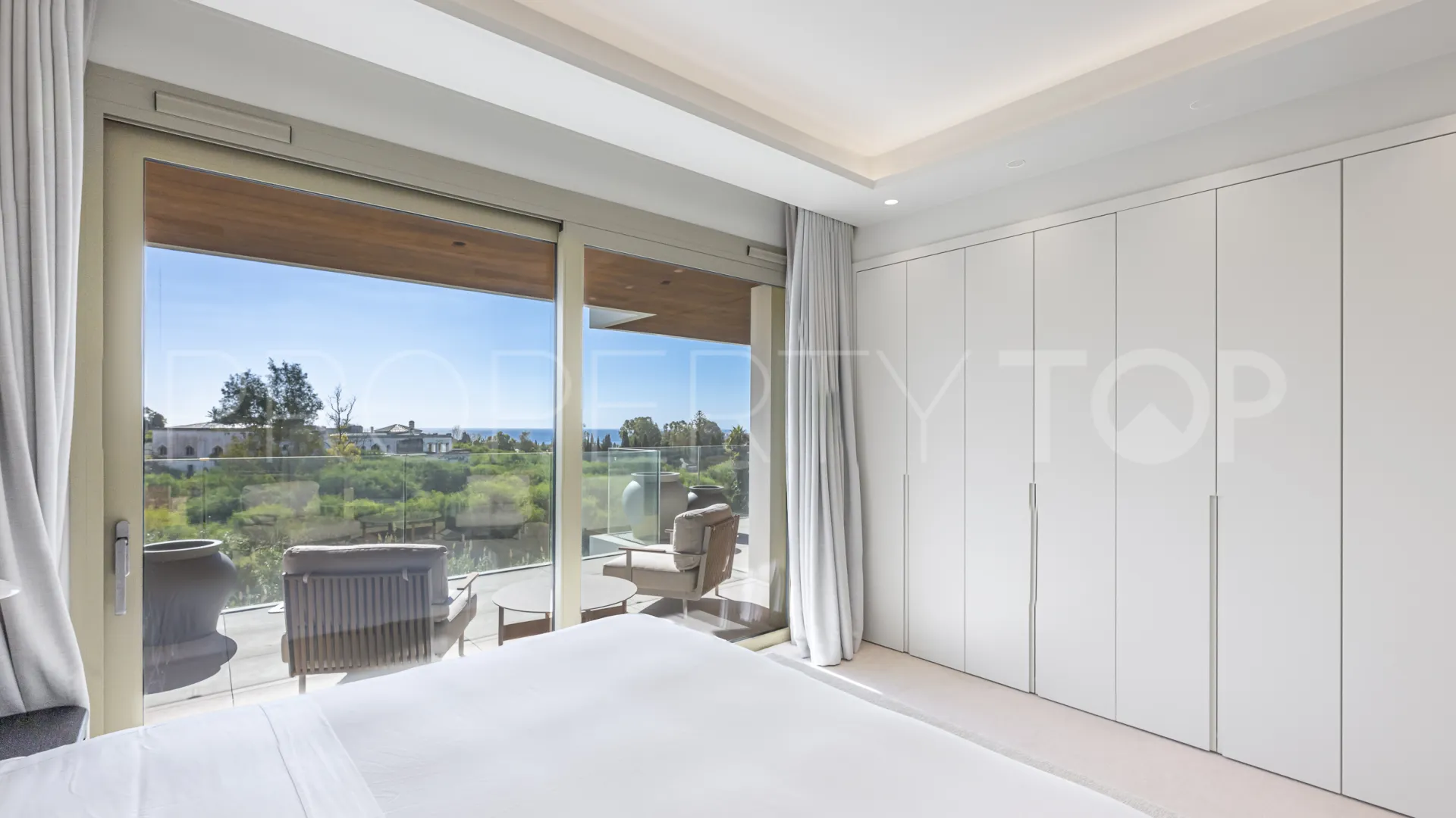 Apartment for sale in Benalús with 3 bedrooms