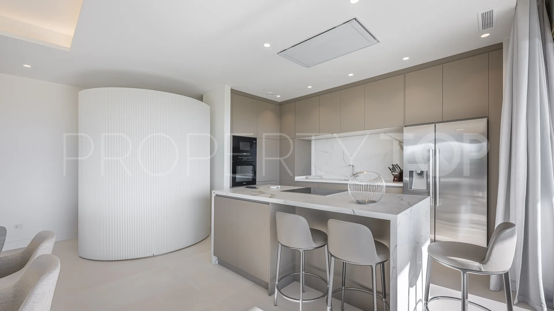 Apartment for sale in Benalús with 3 bedrooms