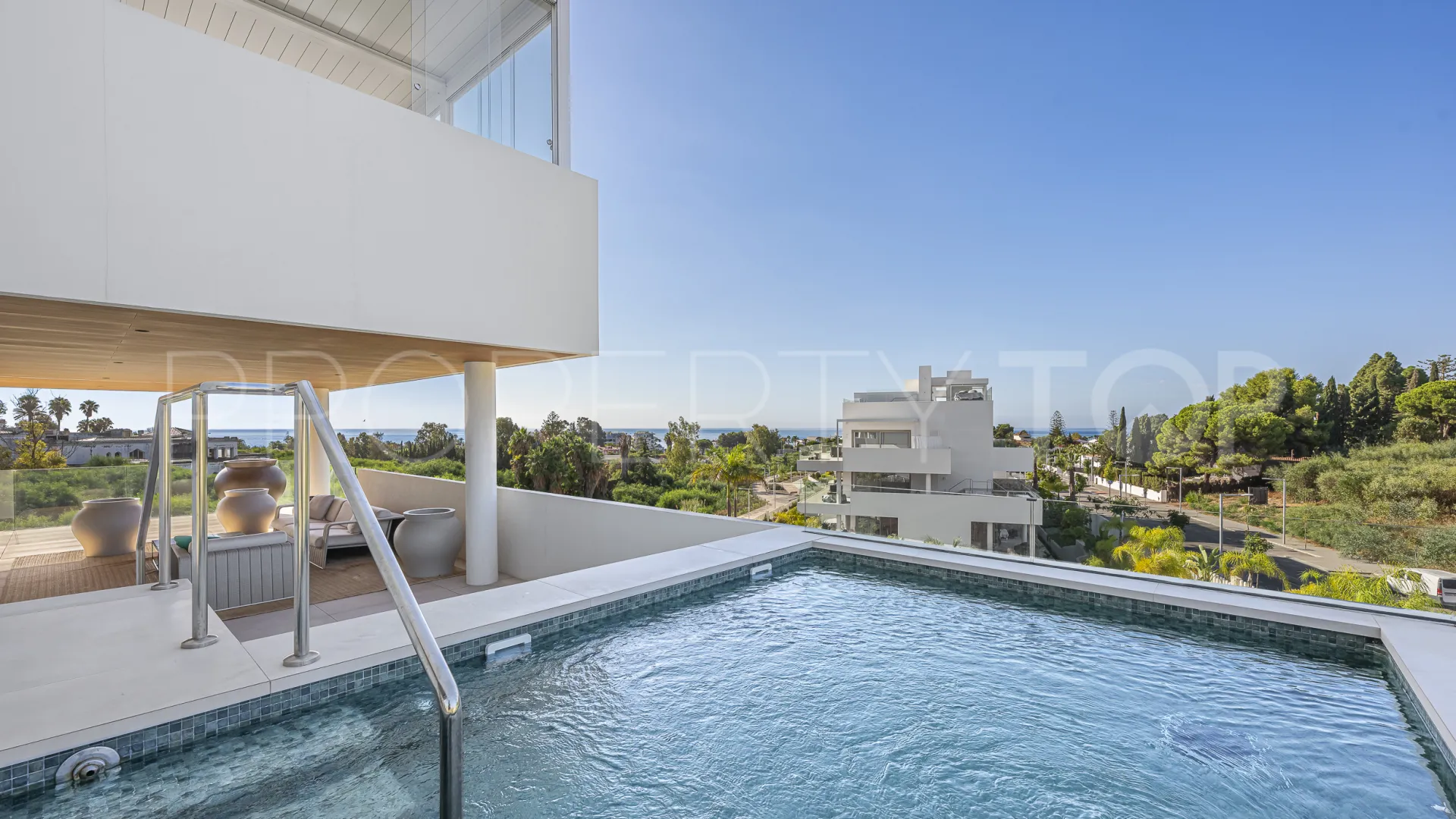 Apartment for sale in Benalús with 3 bedrooms