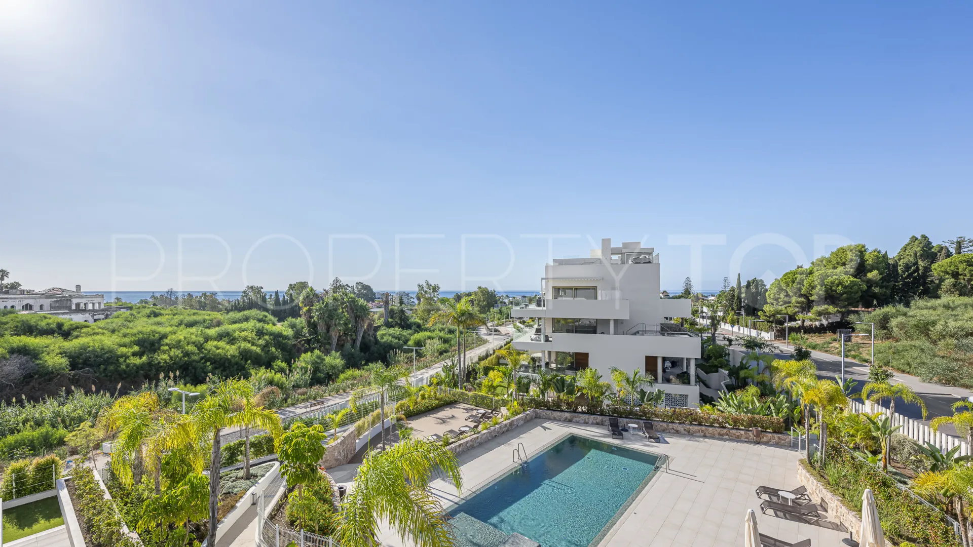 Apartment for sale in Benalús with 3 bedrooms