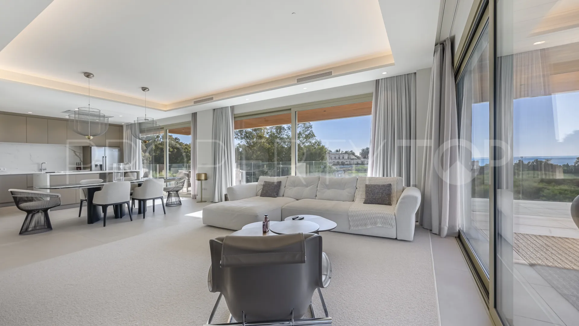 Apartment for sale in Benalús with 3 bedrooms