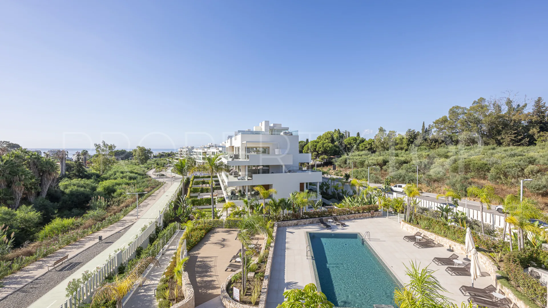 Apartment for sale in Benalús with 3 bedrooms