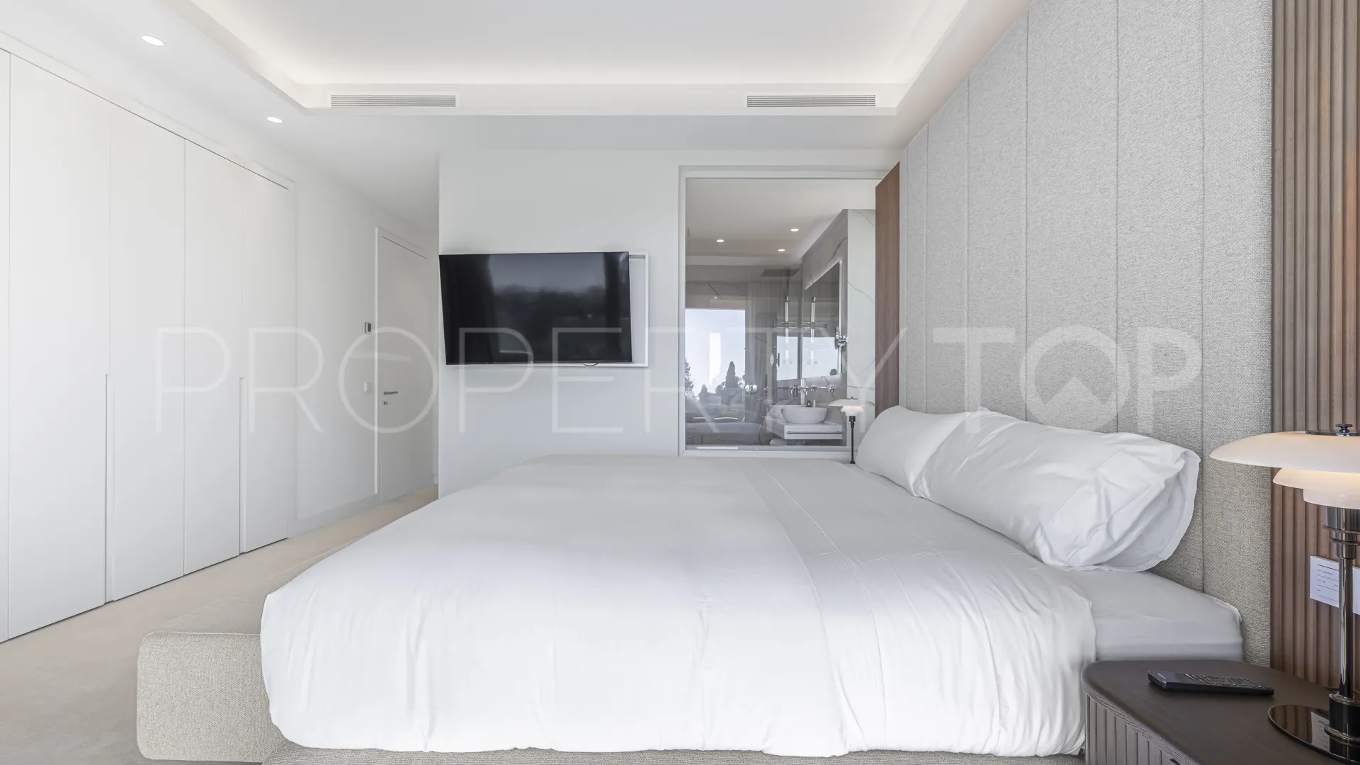 Apartment for sale in Benalús with 3 bedrooms